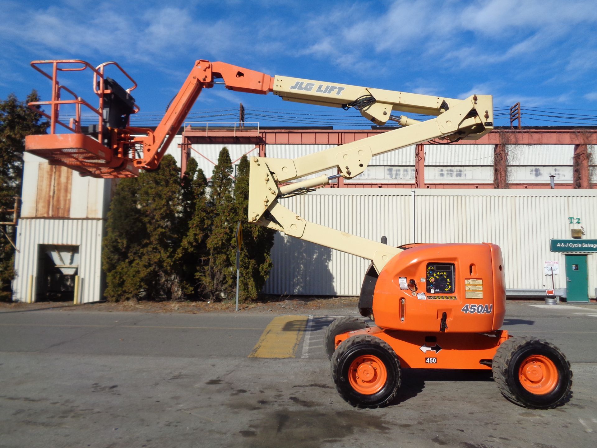 JLG 450AJ 45ft 4x4 Articulating Boom Lift