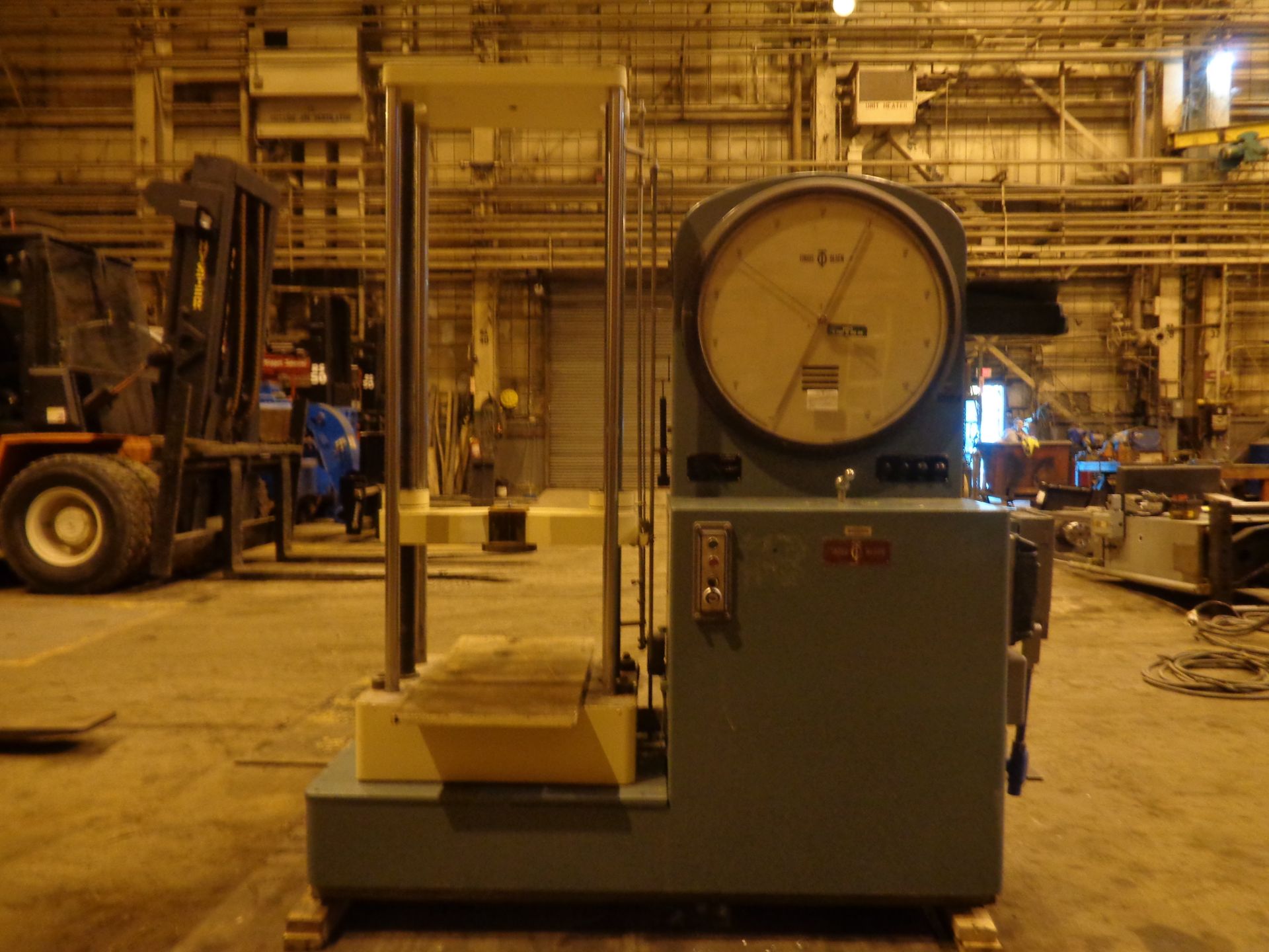 Tinius Olsen Tensile Tester