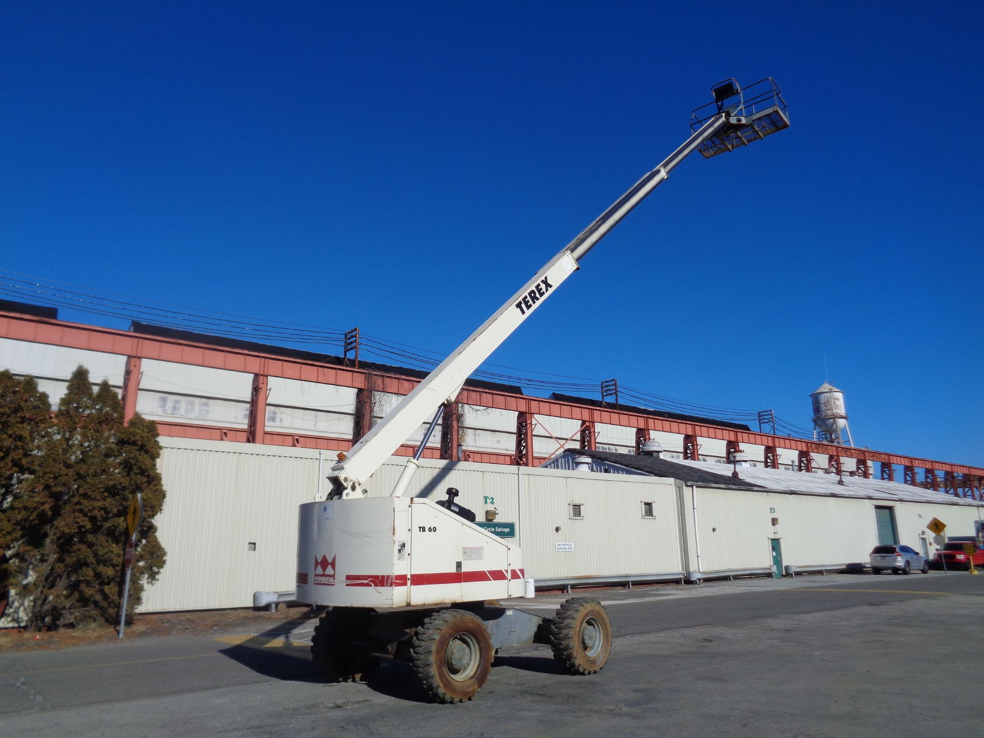 Terex TB60 60 ft Boom Lift - 4x4 - (1) - Image 2 of 11