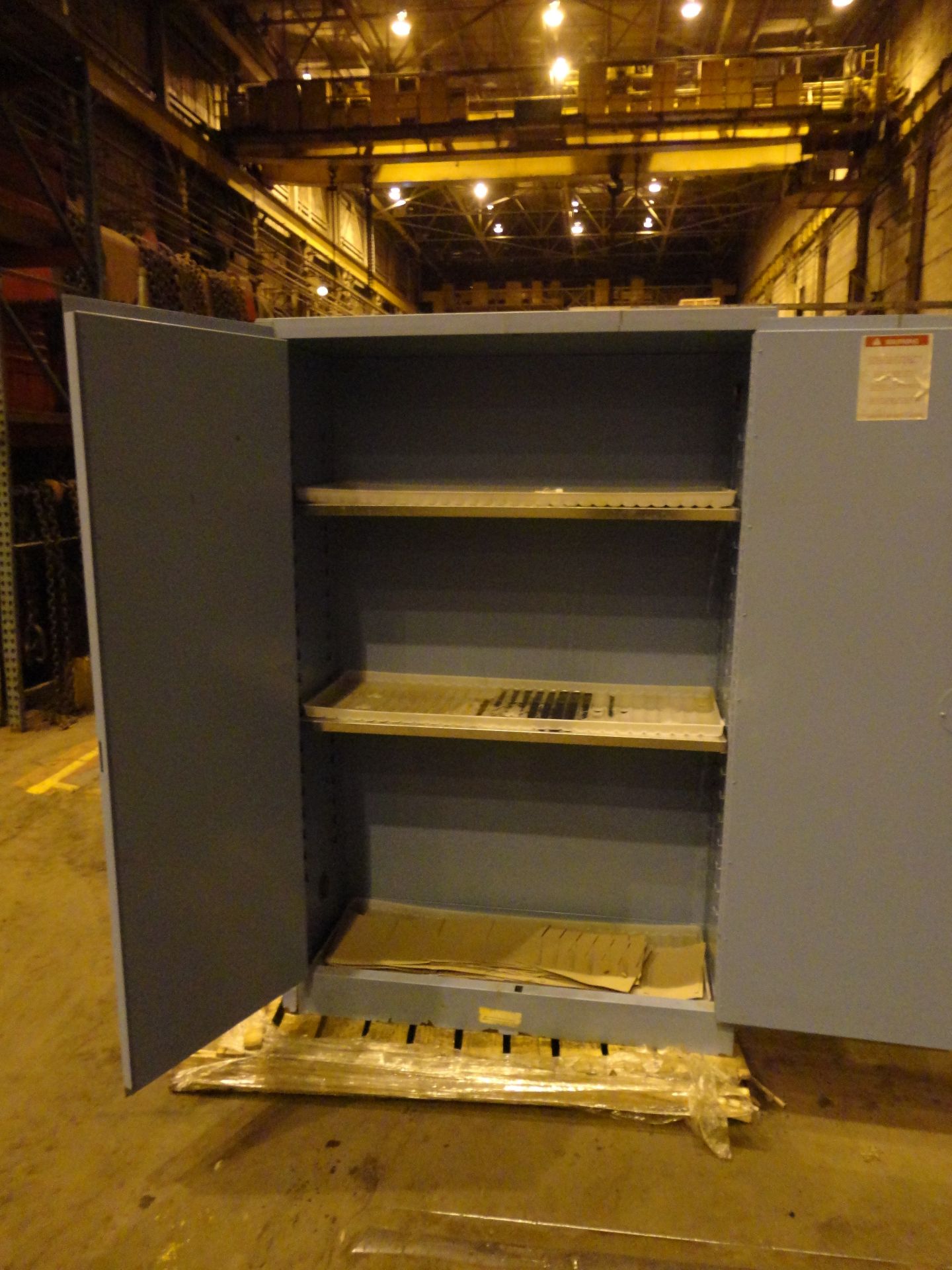 Chemical Cabinet - Image 3 of 6