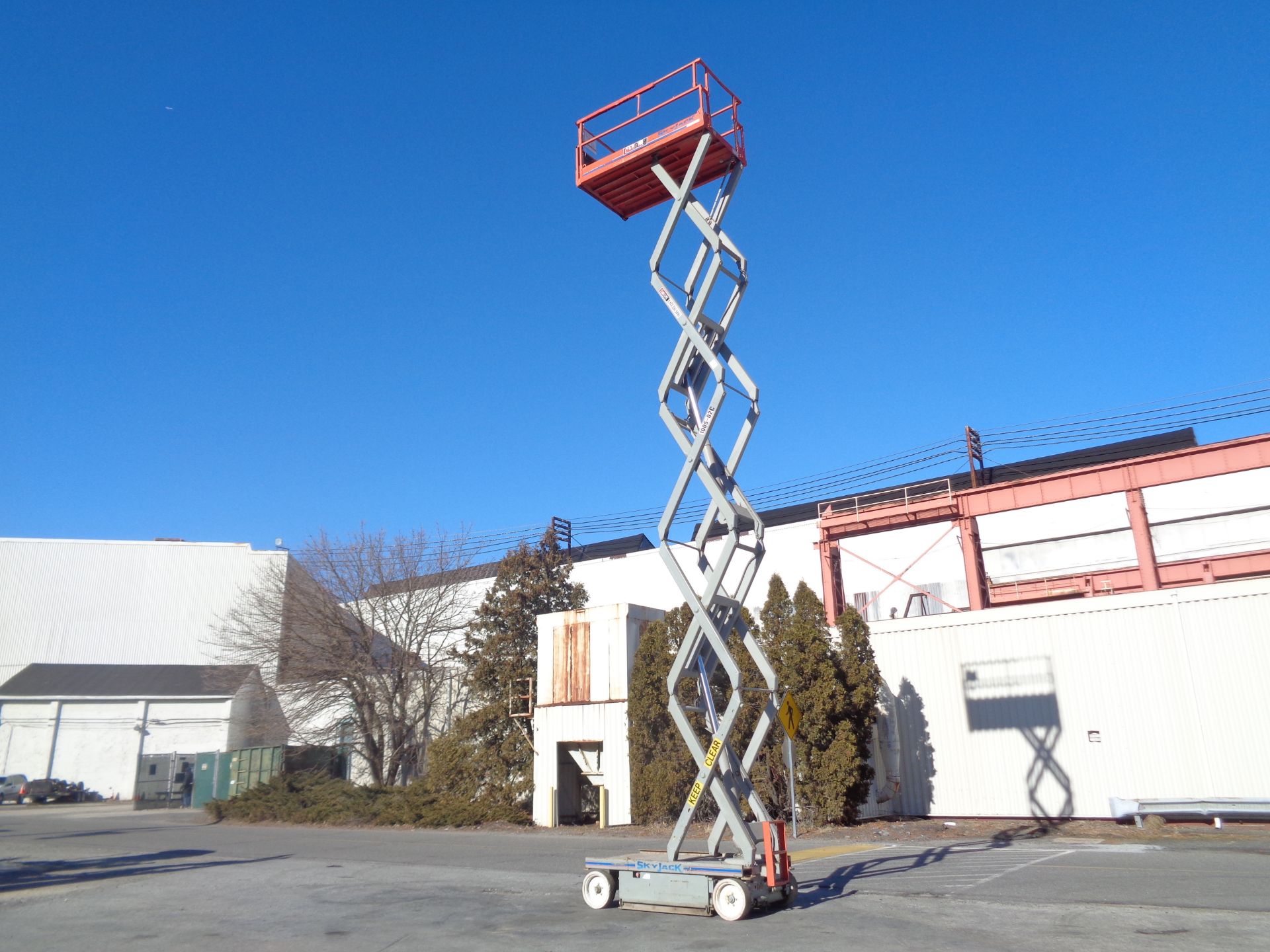 Skyjack SJ4632 Electric Scissor Lift - 32ft Height - Image 4 of 14