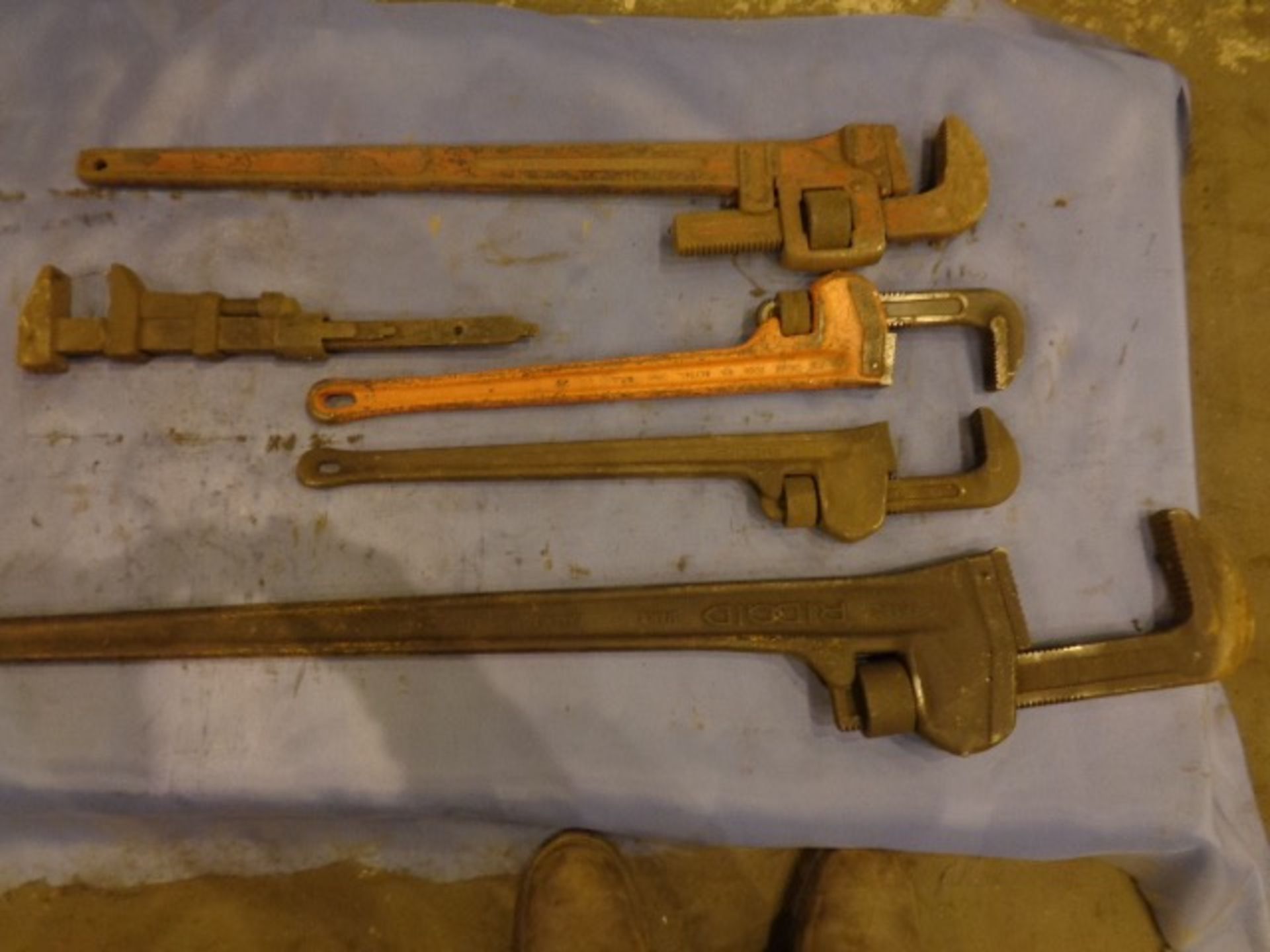 Lot of 5 Pipe Wrenches - Image 5 of 8