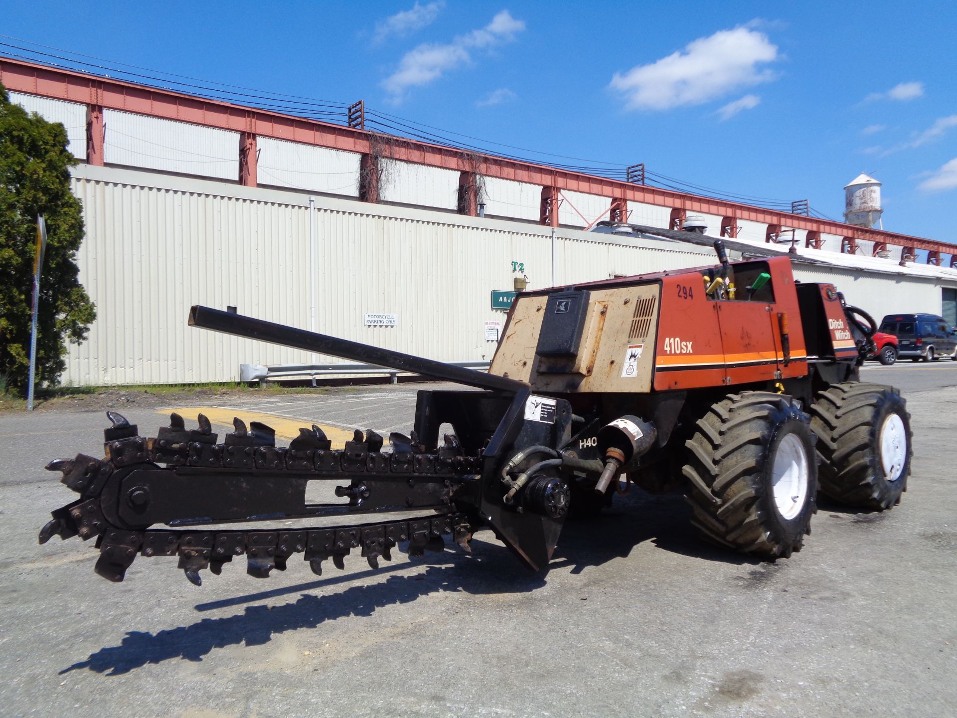 Ditch Witch 410SXD Trencher - Image 13 of 20
