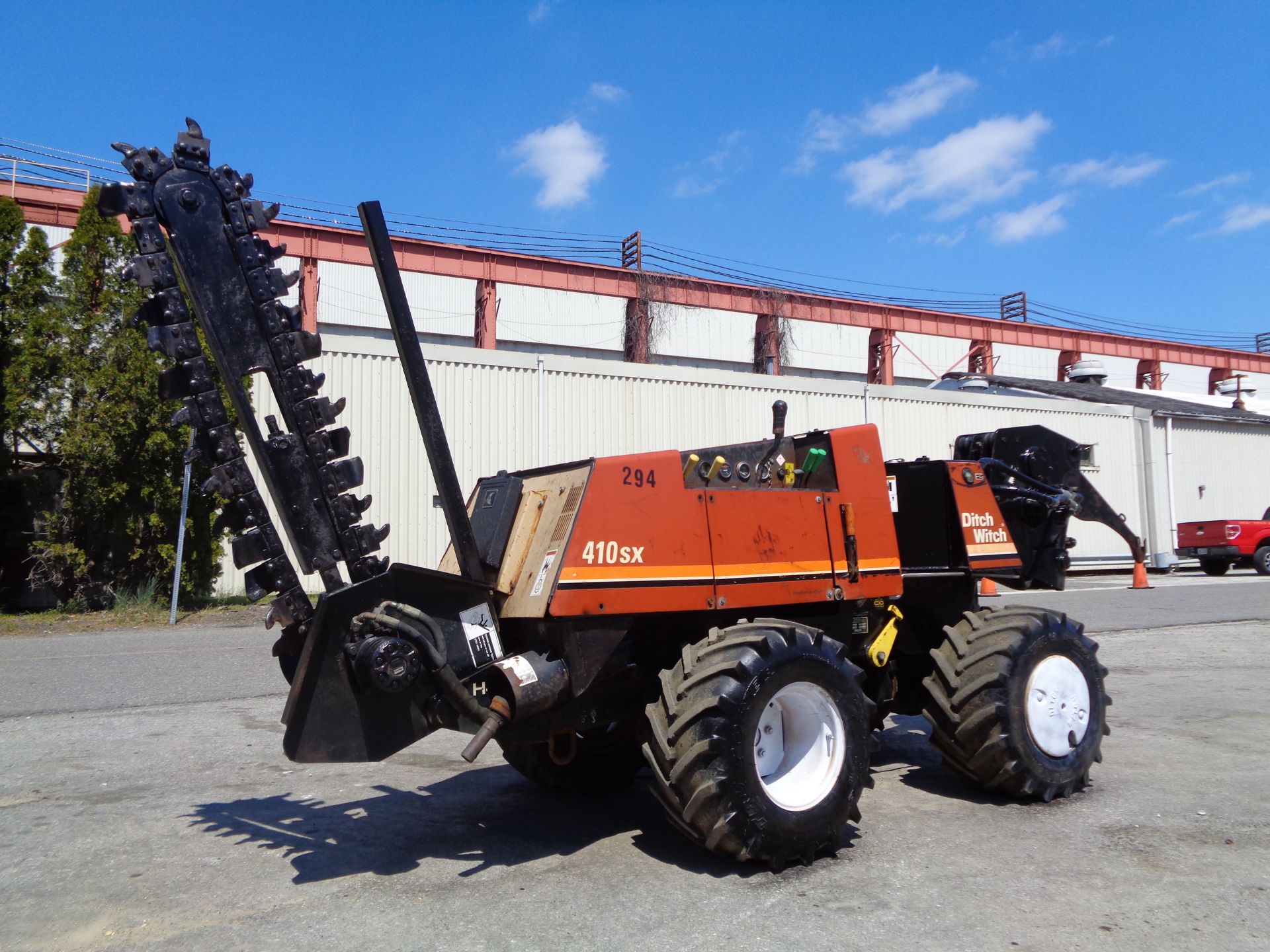 Ditch Witch 410SXD Trencher - Image 20 of 20