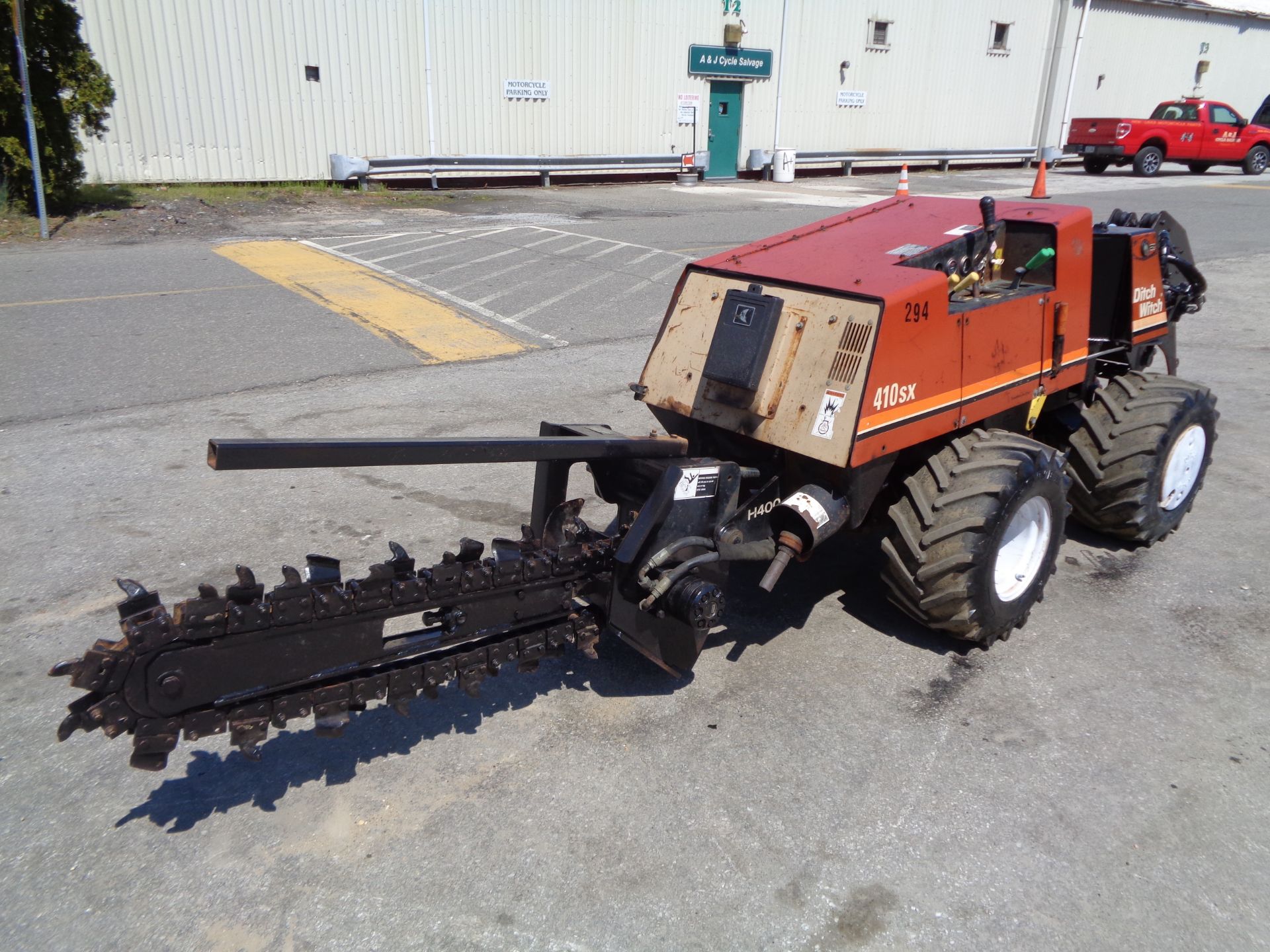 Ditch Witch 410SXD Trencher - Image 4 of 20