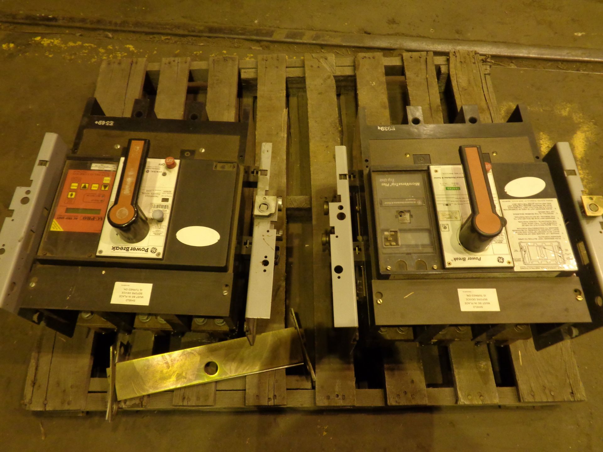 Lot of 2 Circuit Breakers - Image 2 of 12