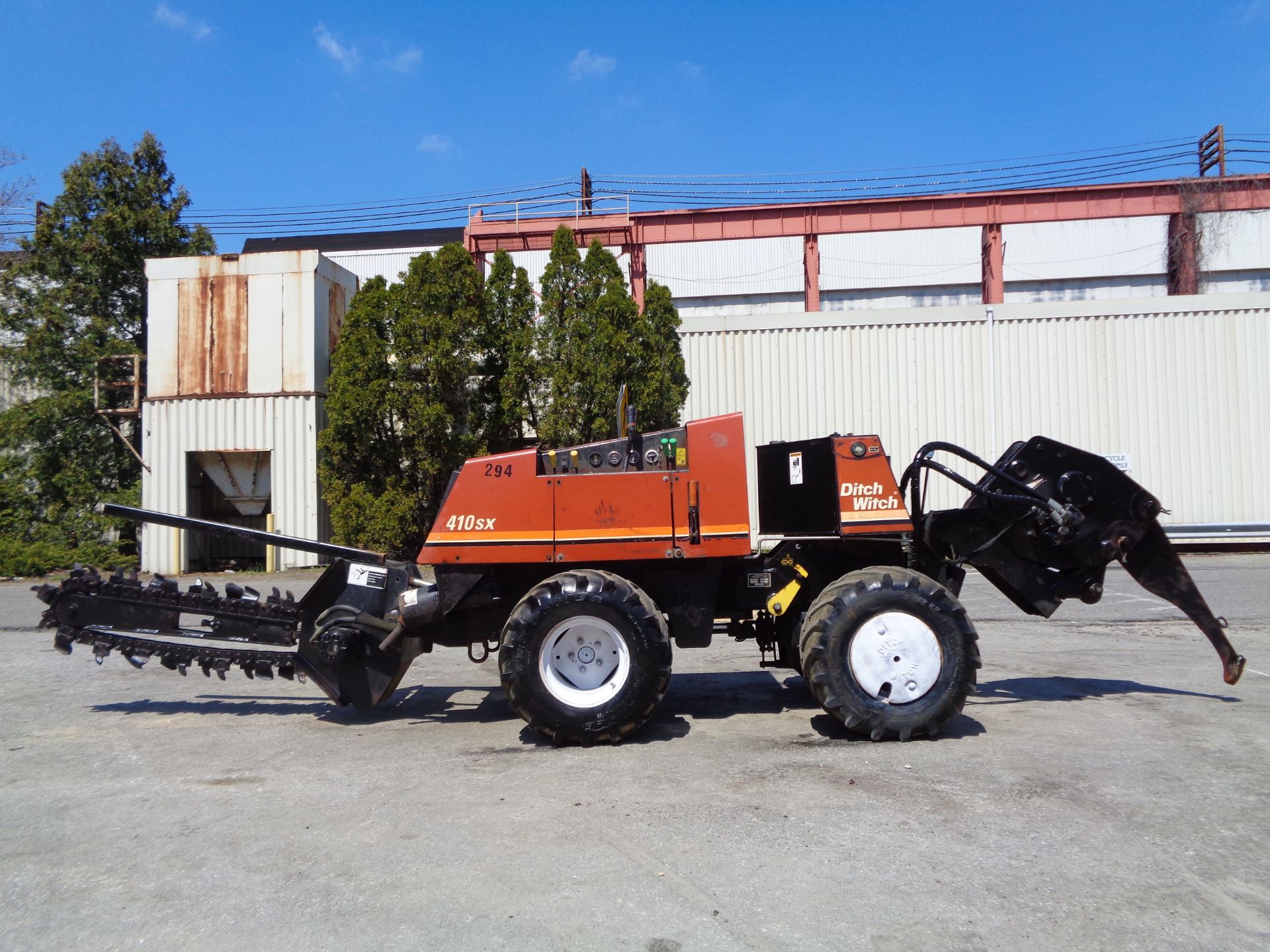 Ditch Witch 410SXD Trencher - Image 15 of 20