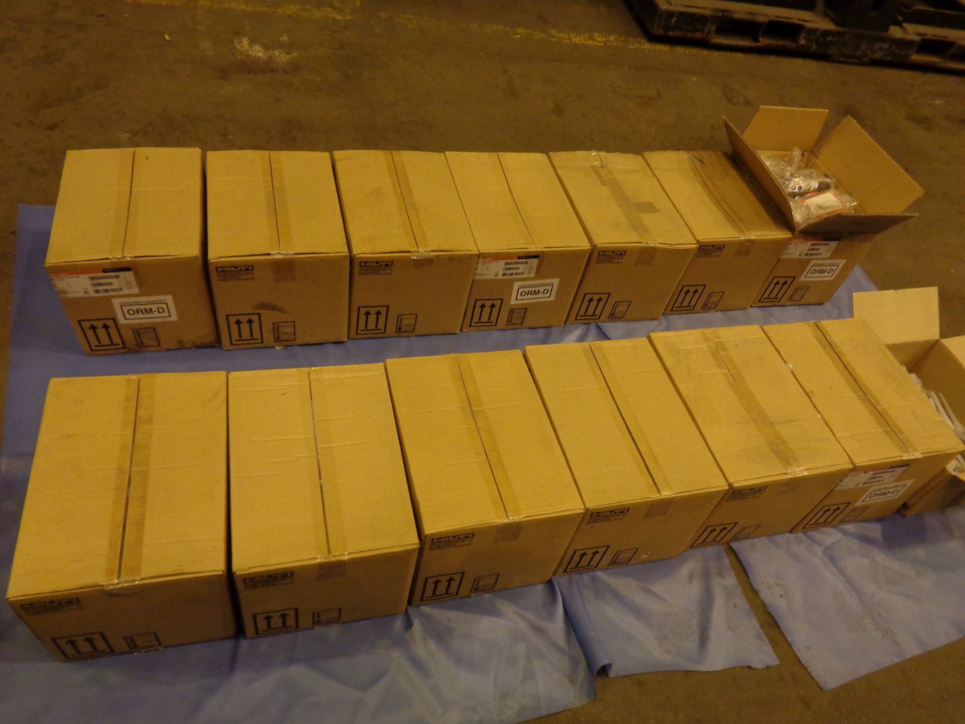 13 Boxes of Hilti Hit-re-500 Epoxy - Image 16 of 16