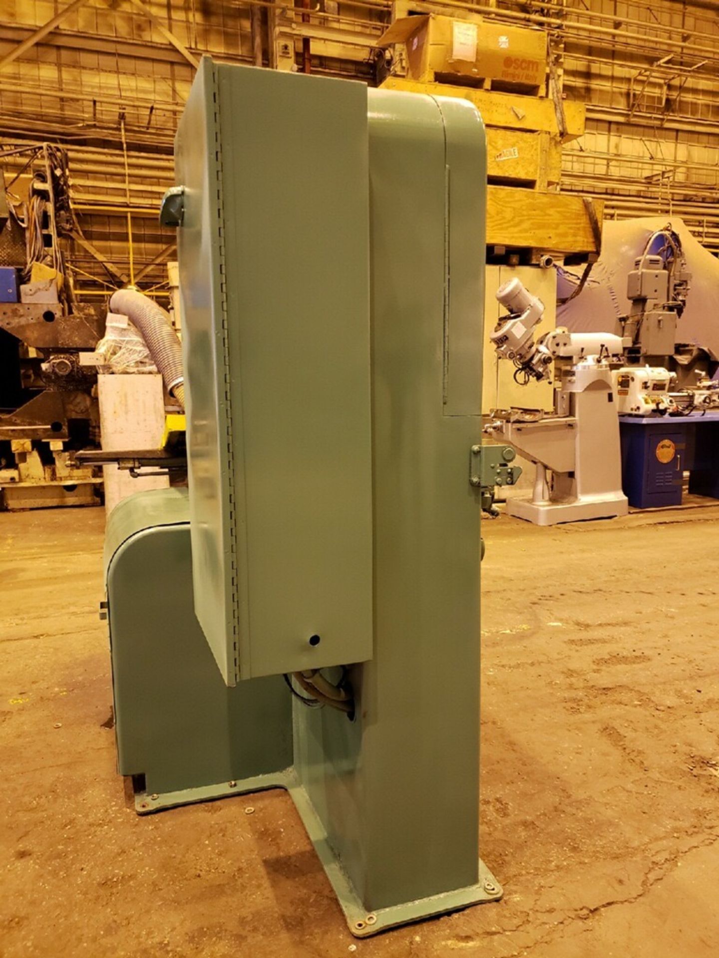 DoAll Vertical Band Saw - Image 4 of 11