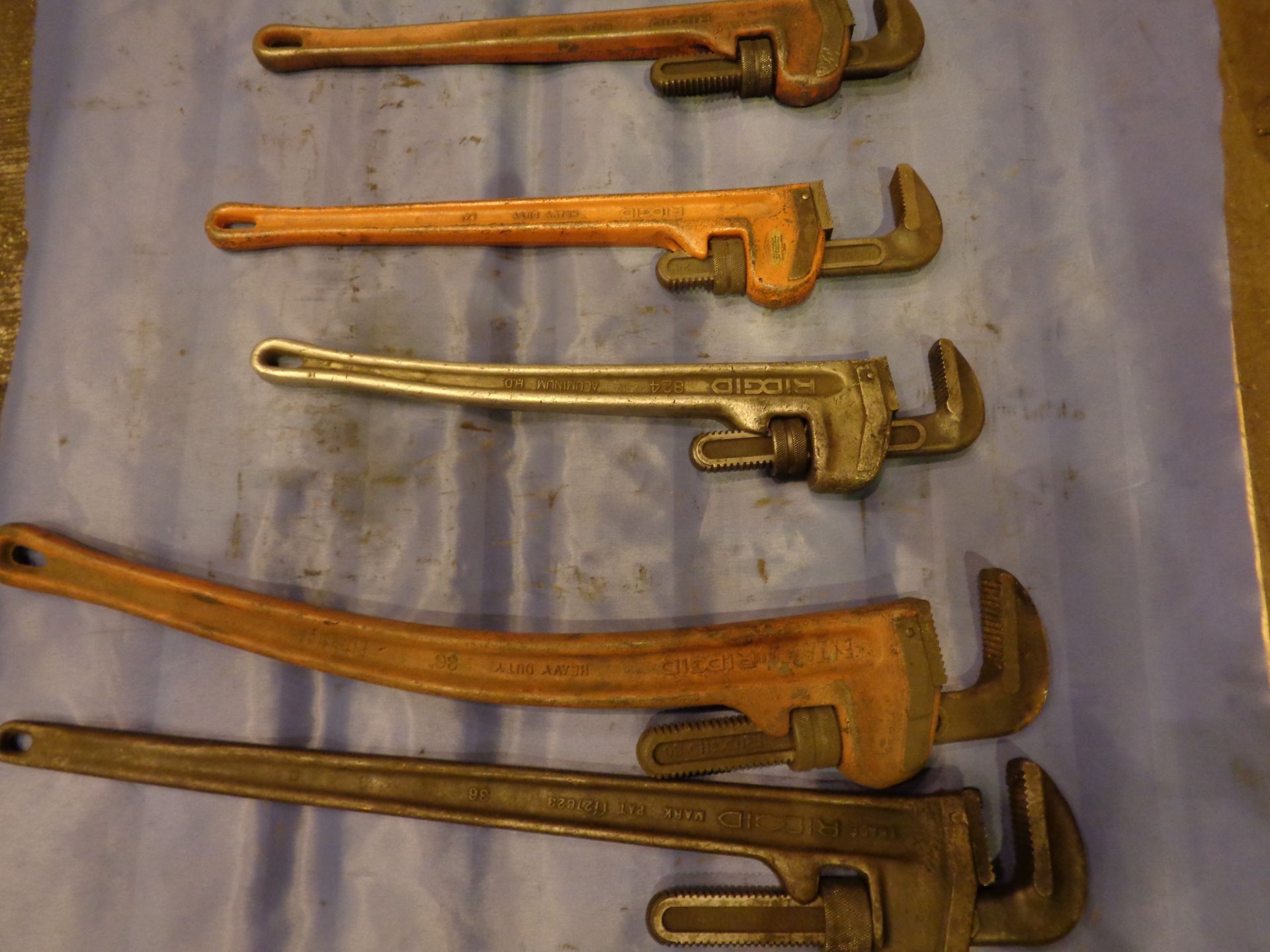 5 Pipe Wrenches - Image 2 of 6
