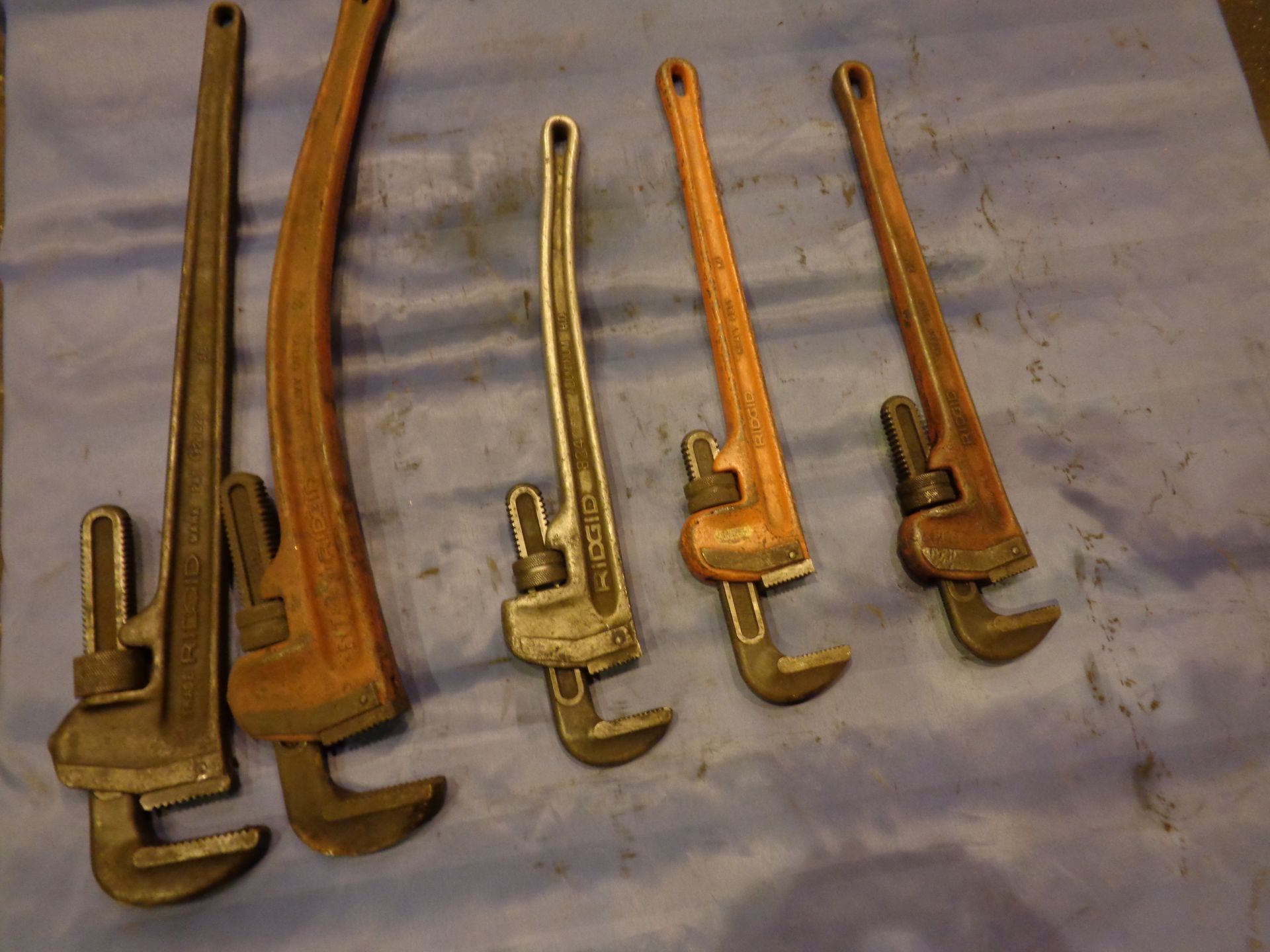 5 Pipe Wrenches - Image 3 of 6