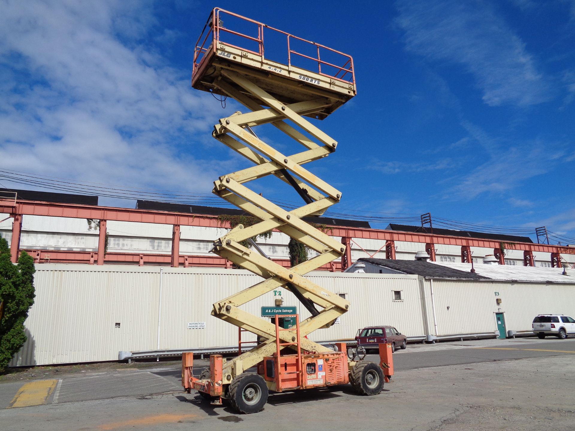 JLG 500RTS Rough Terrain 4x4 Scissor Lift - 50Ft Height - Image 2 of 12