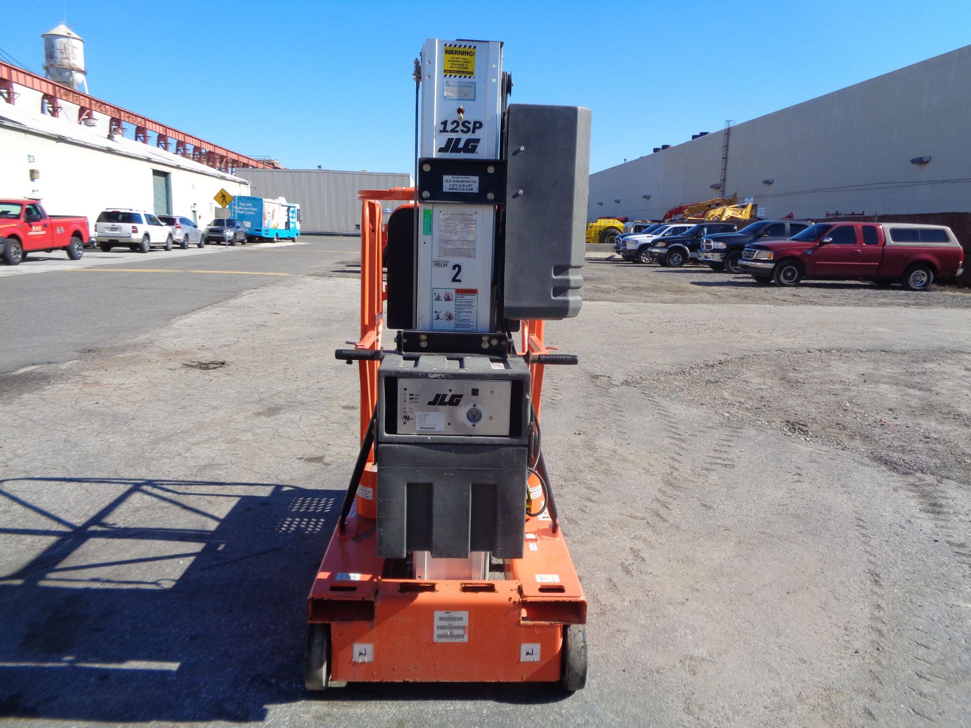 JLG 12SP 500LB -Electric Personal Man Aerial Lift - 12ft Height - Image 5 of 30