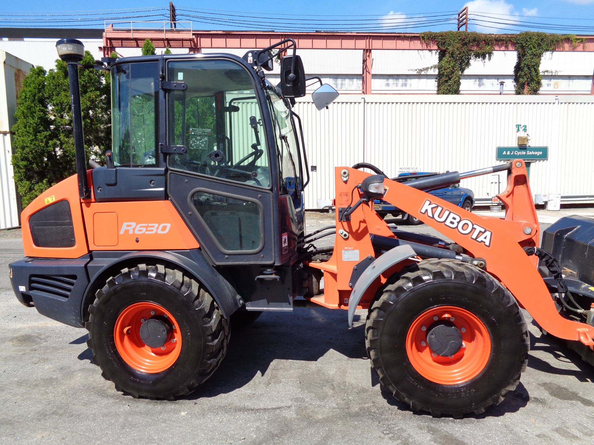 2016 Kubota R630 Wheel Loader - Enclosed Cab - Low Hours