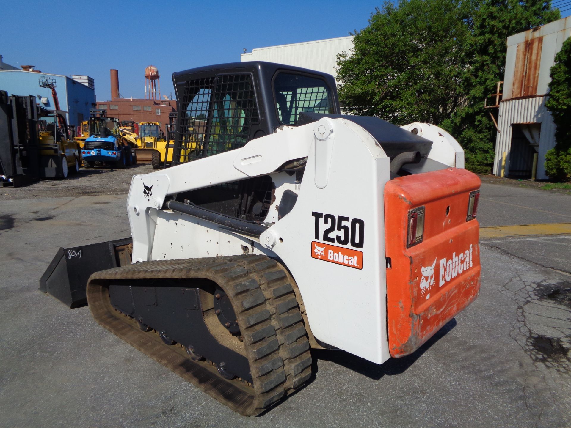 Bobcat T250 Track Skid Steer - Enclosed Cab - Image 12 of 12