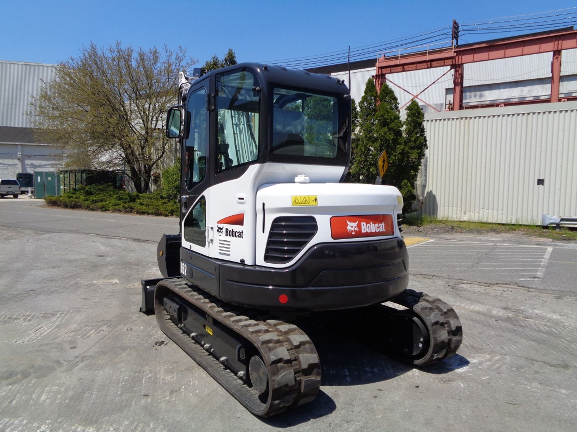 NEW 2017 Bobcat E62 Midi Excavator Loader Cab - AC - Quick Coupler - Dozer Blade - Image 13 of 17