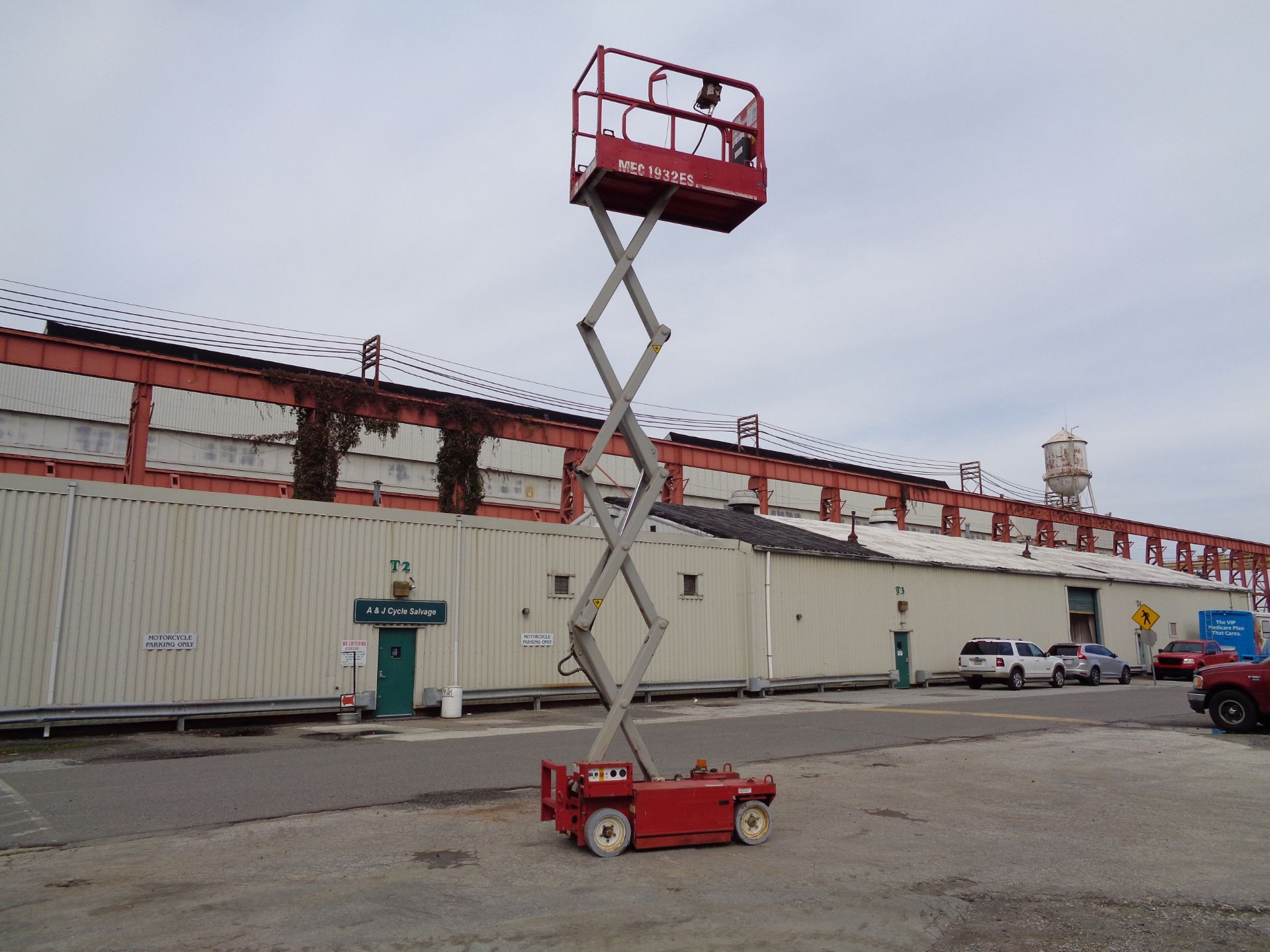 MEC-1932ES-Man Aerial Boom Scissor Lift -19FT Height-Max 500LB - Image 10 of 29