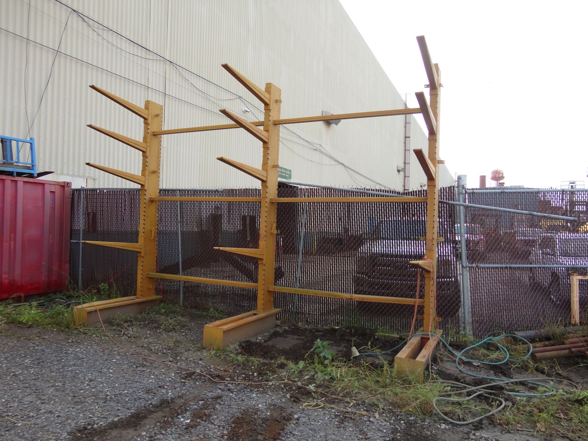 Set of Cantilever Racks - Image 5 of 6