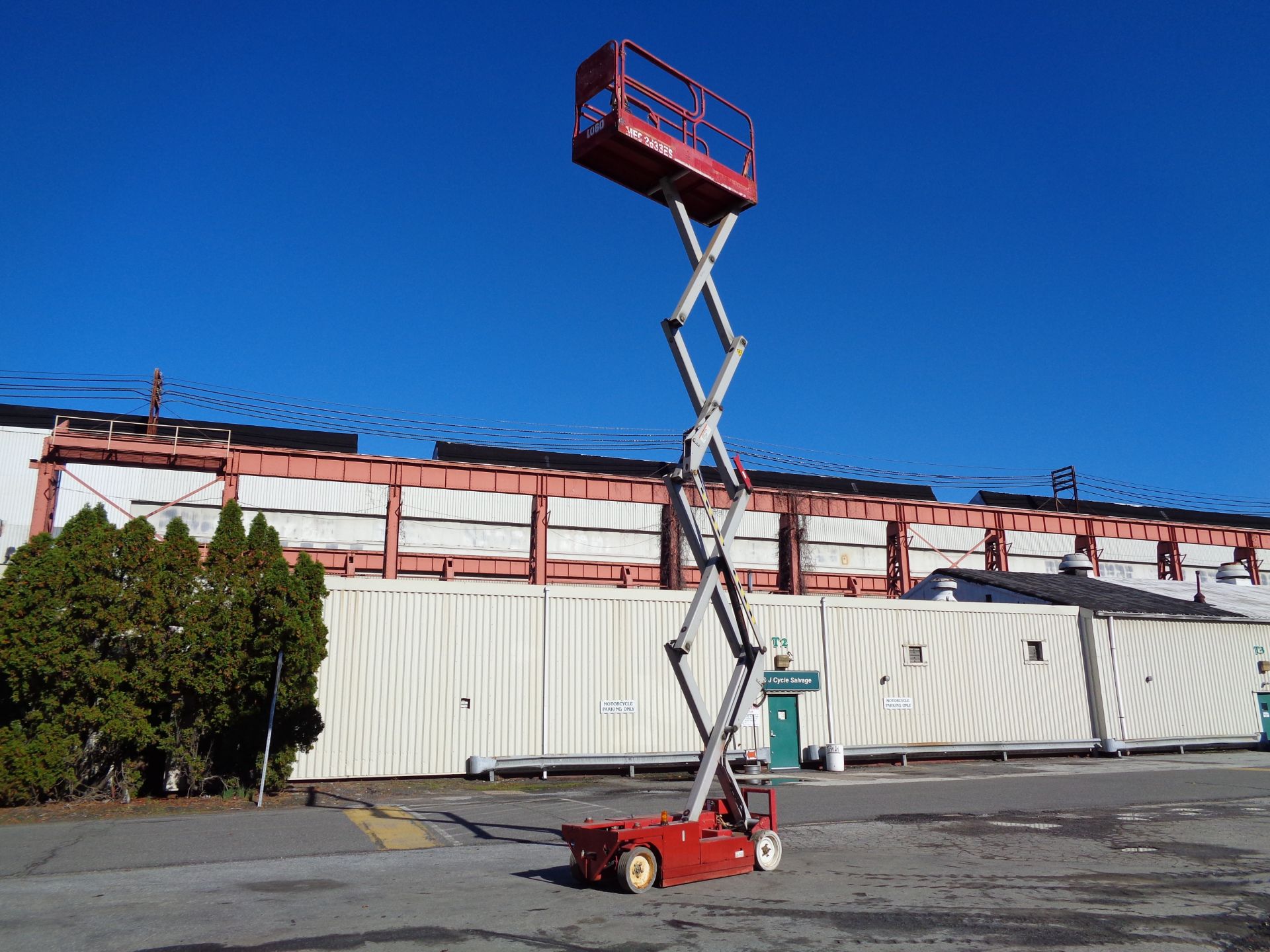 MEC 2633ES Electric Scissor Lift - Image 3 of 28