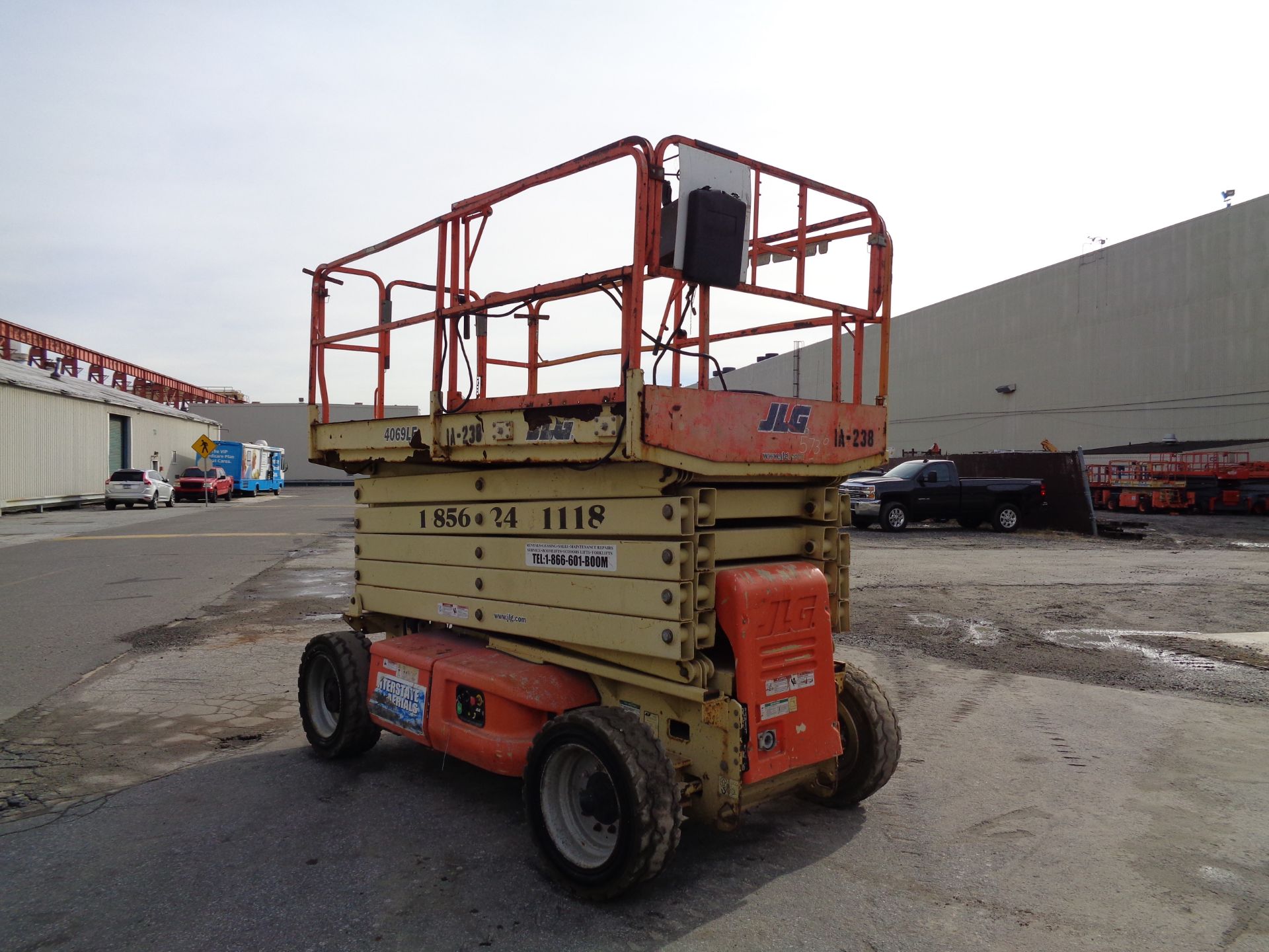 JLG 4069LE- Scissor Boom Man Aerial Lift -Electric - 40 Ft Height - Image 16 of 21