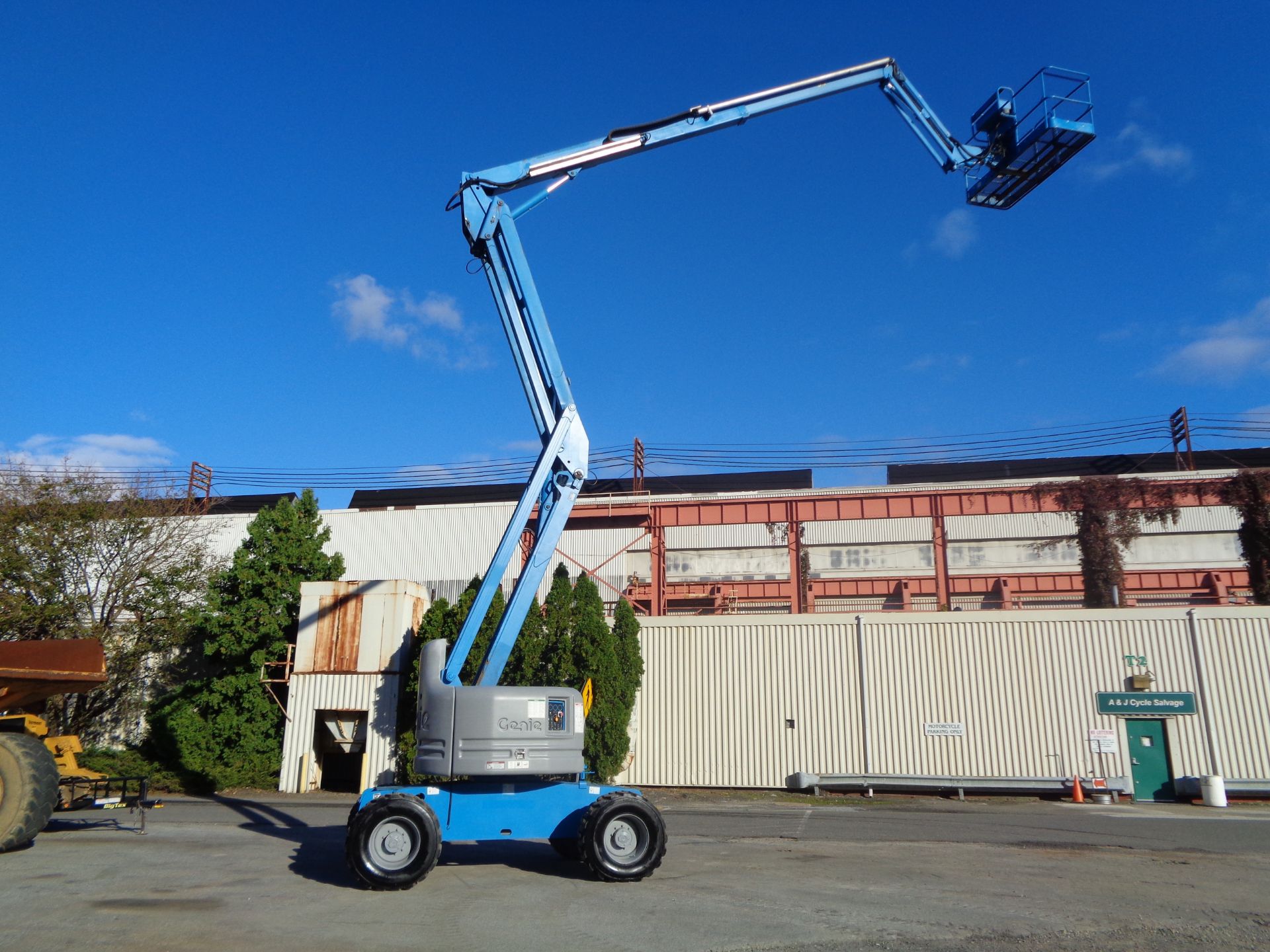 Genie Z60/34- Boom Man Aerial Lift - 4X4 - 60Ft Height - Image 3 of 18