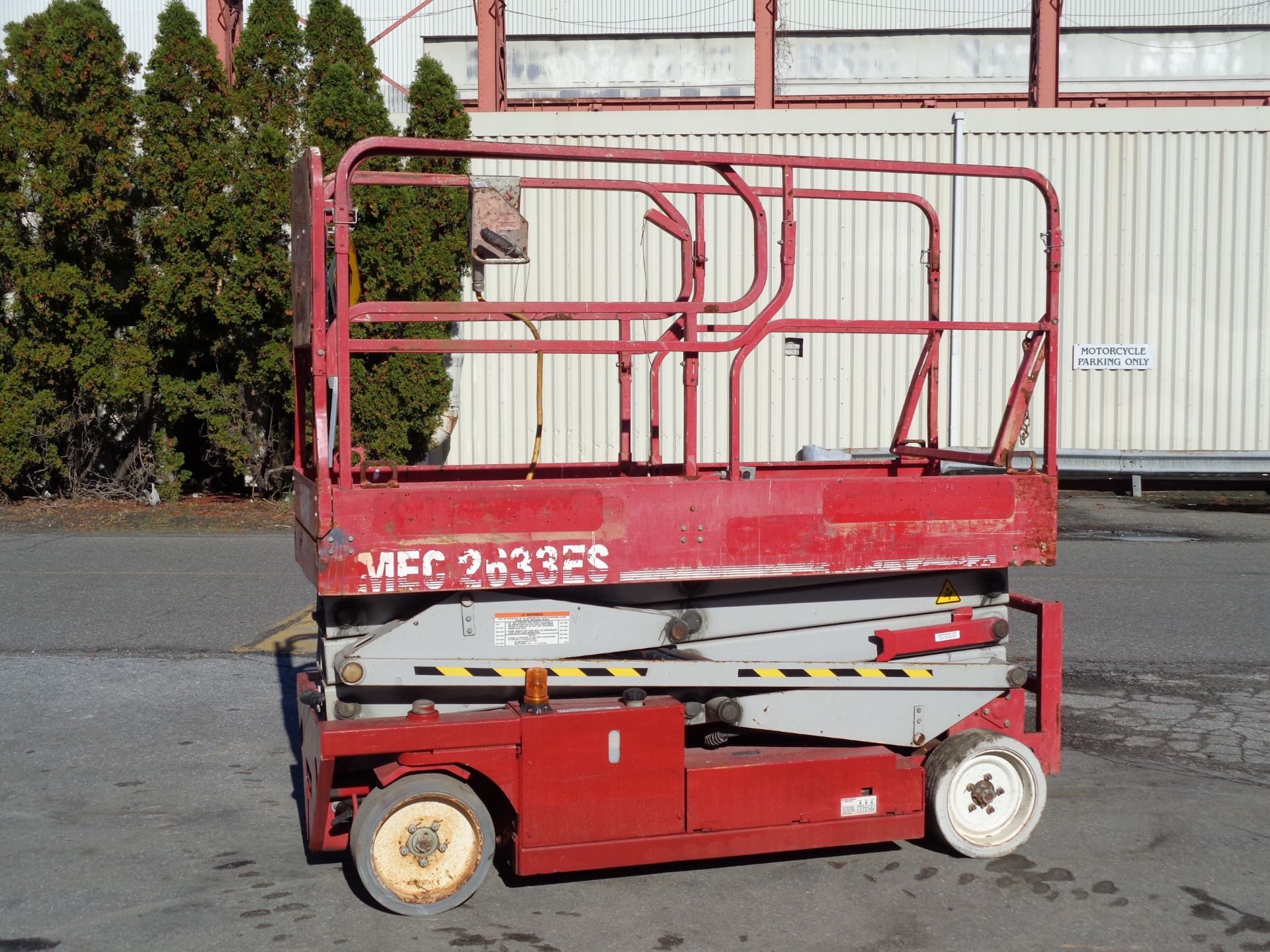 MEC 2633ES Electric Scissor Lift - Image 24 of 28