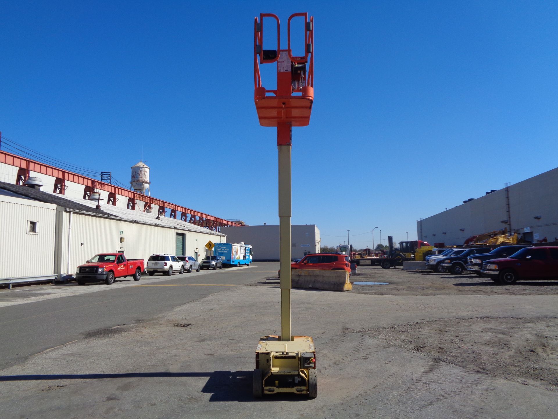 JLG 1230ES 500LB -Electric Personal Boom Scissor Man Aerial Lift - 12ft Height - Image 7 of 29