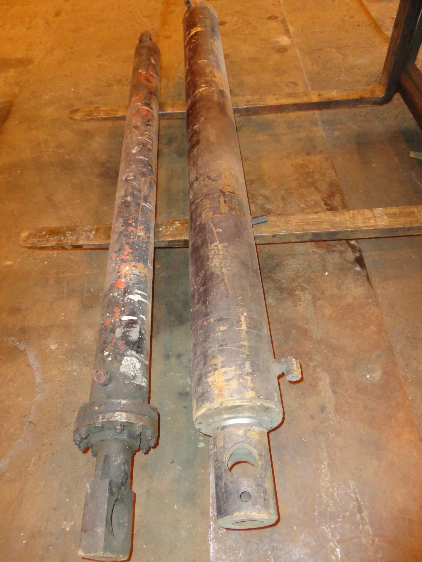 Lot of 2 Two Way Hydraulic Cylinder - Image 5 of 11