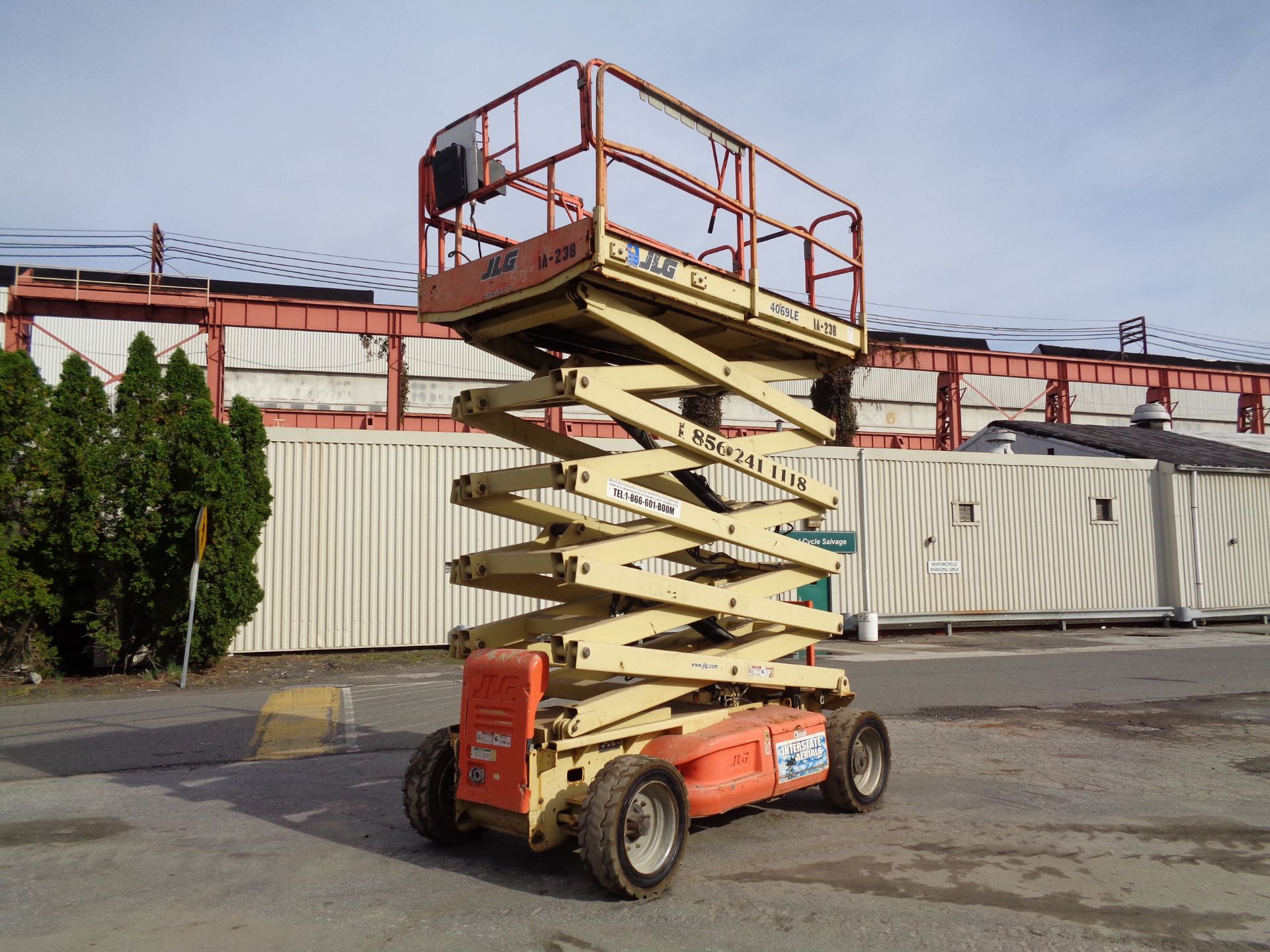 JLG 4069LE- Scissor Boom Man Aerial Lift -Electric - 40 Ft Height - Image 12 of 21