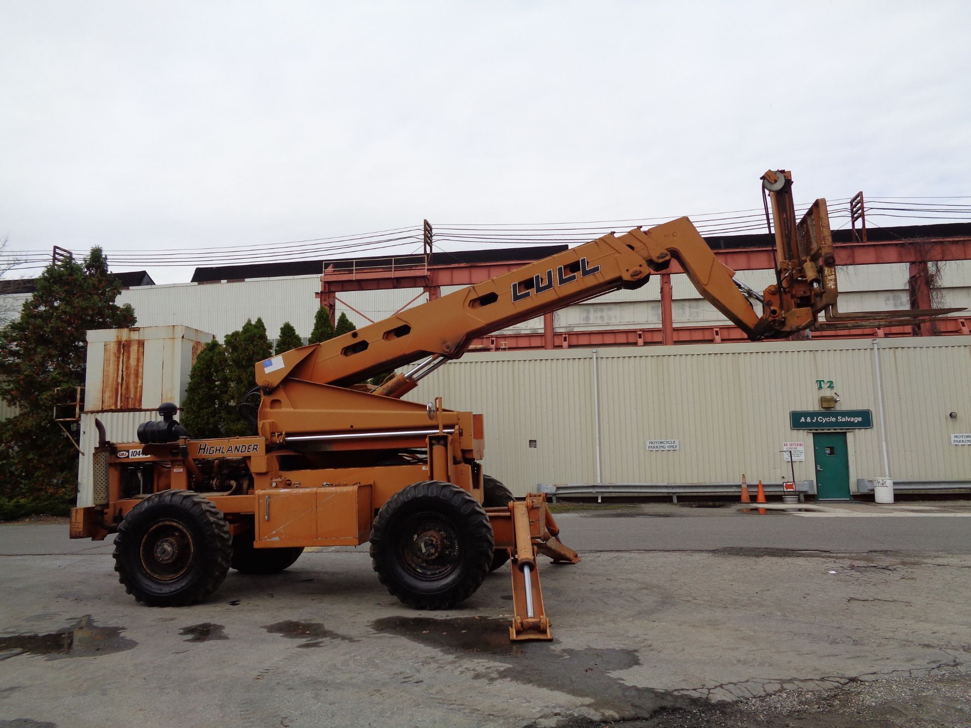 Highlander Lull 1044B Telescopic Forklift - 10,000 lbs - Image 20 of 33