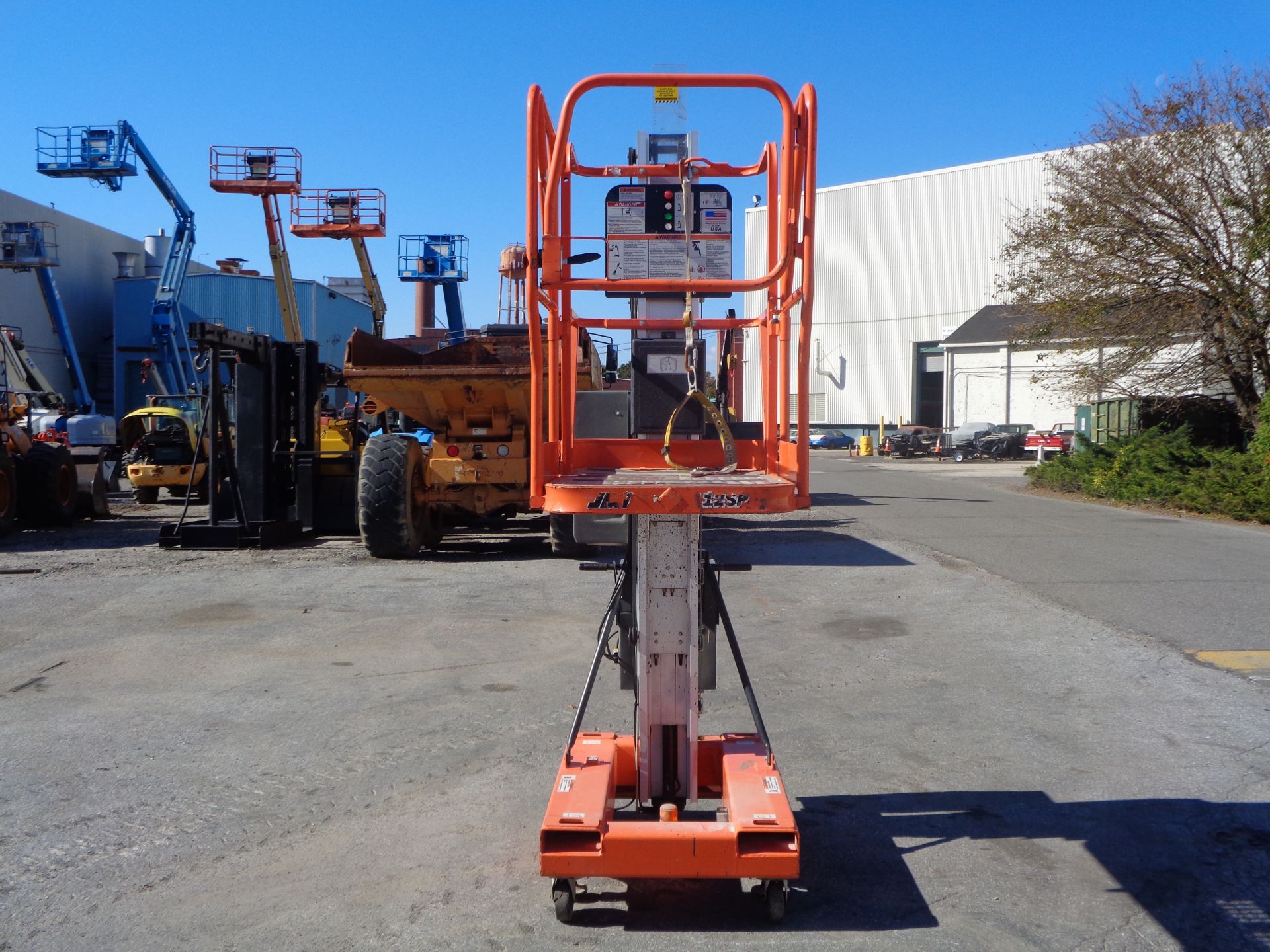 JLG 12SP 500LB -Electric Personal Man Aerial Lift - 12ft Height - Image 14 of 30