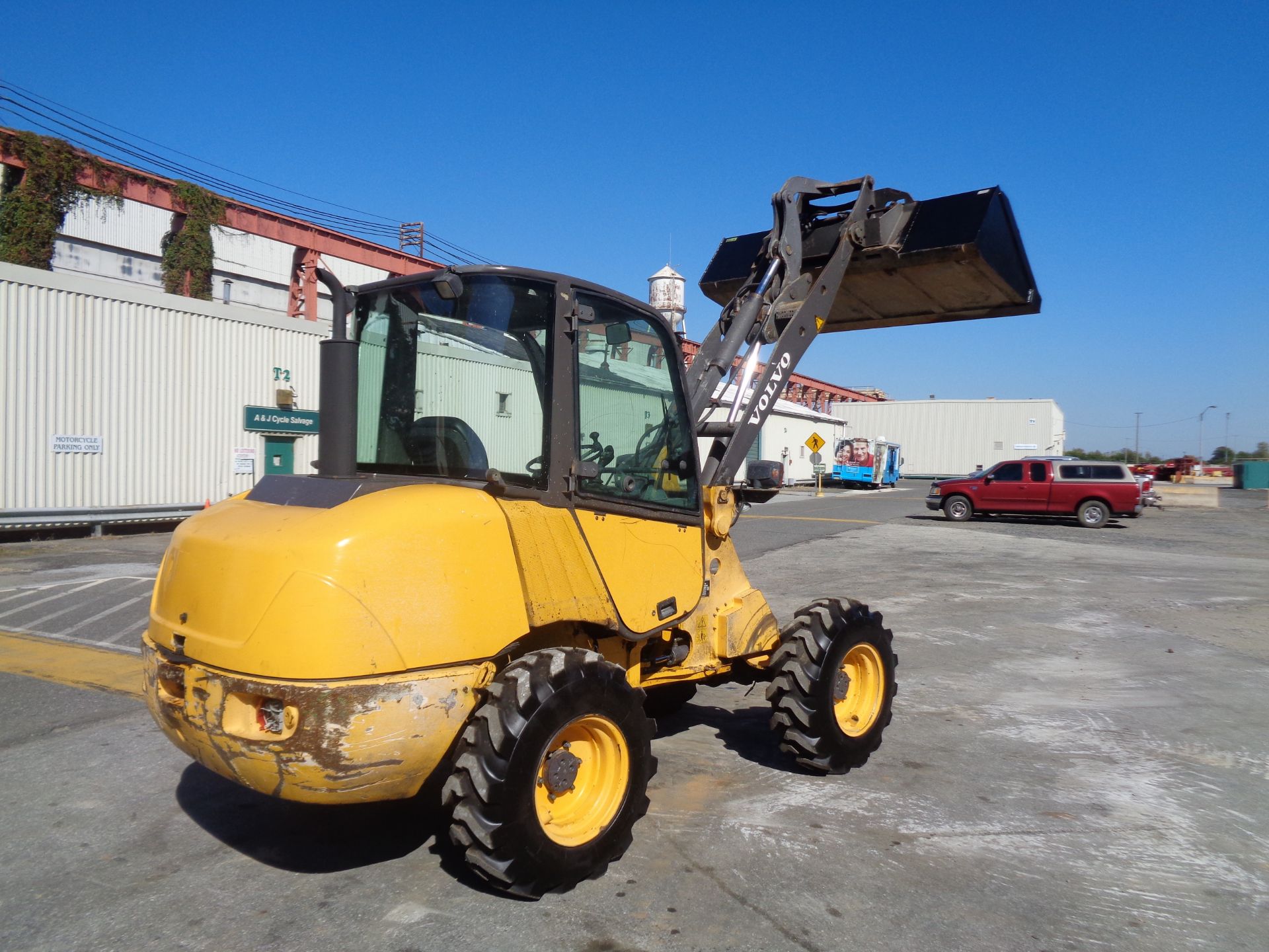 Volvo L25B-P Wheel Loader - 4x4 - Diesel - Image 3 of 12