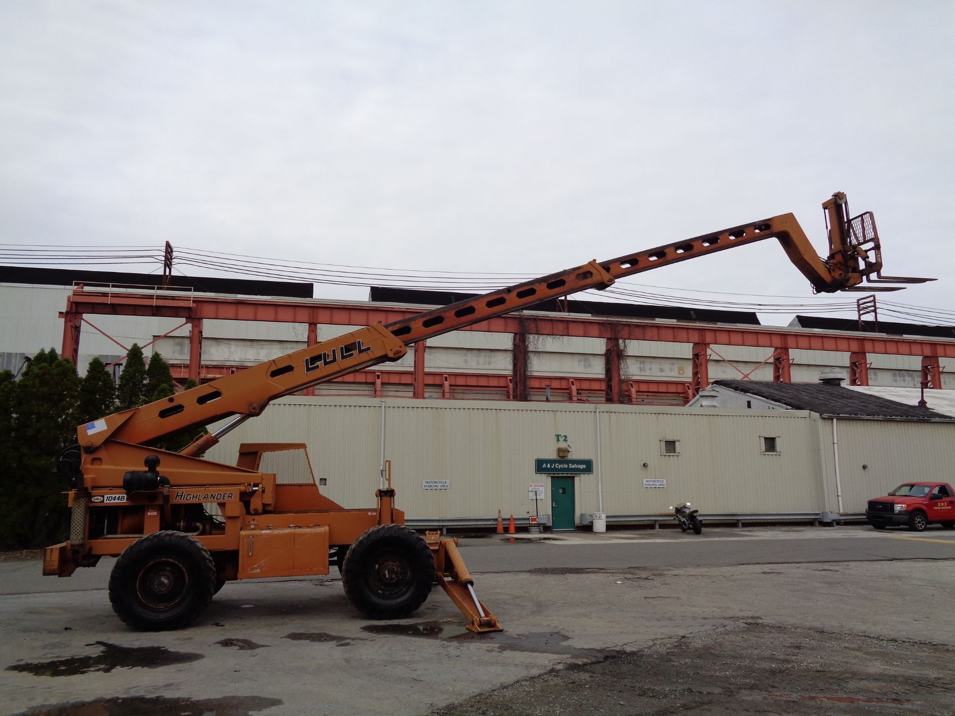 Highlander Lull 1044B Telescopic Forklift - 10,000 lbs - Image 9 of 33