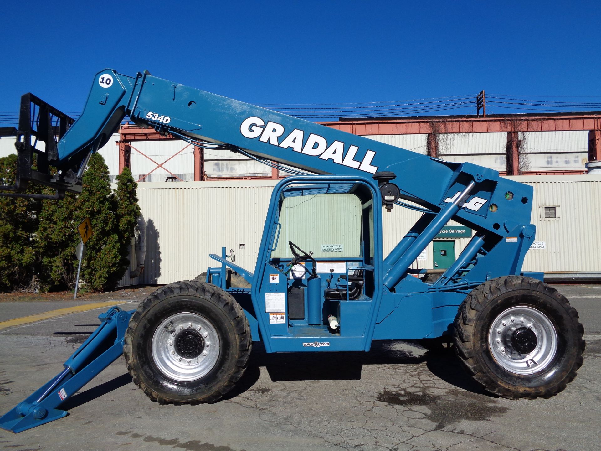 Gradall 534D-10 Telescopic Forklift - 10,000 lbs - Image 3 of 24