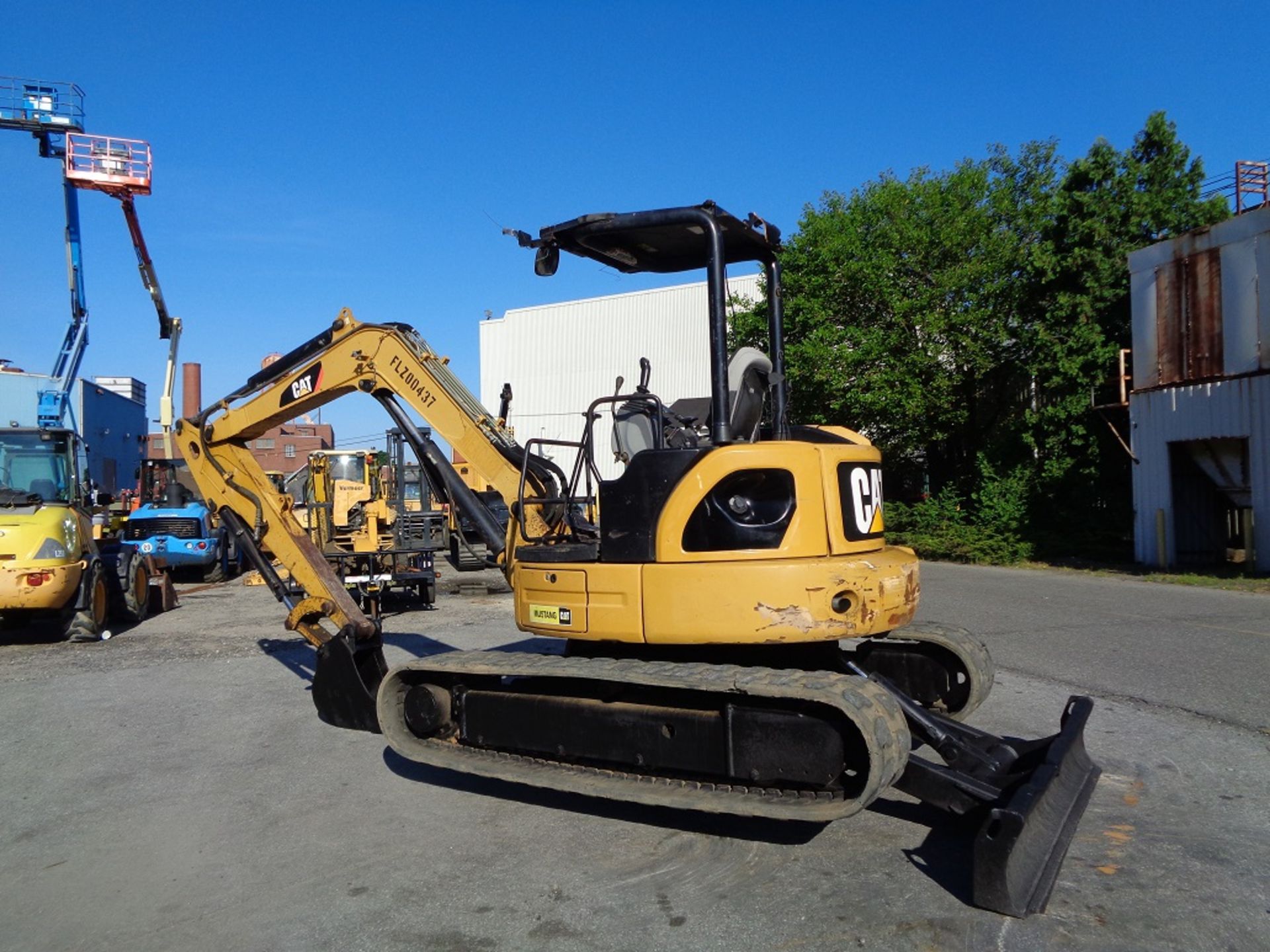 2011 Caterpillar 305.5DCR Mini Excavator - Aux. Hydraulics - Rubber Tracks - Image 3 of 15