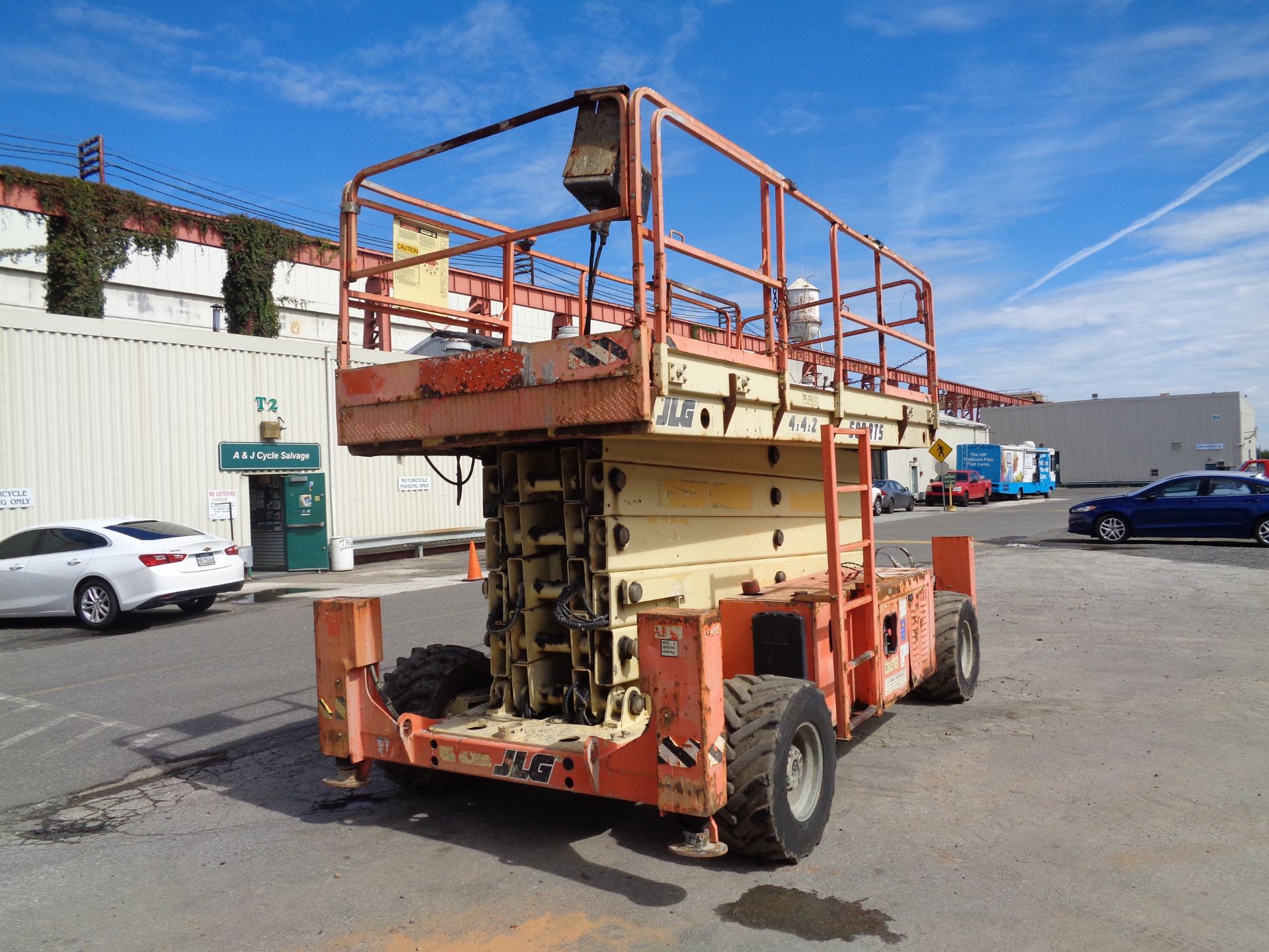 JLG 500RTS Rough Terrain 4x4 Scissor Lift - 50Ft Height - Image 9 of 12