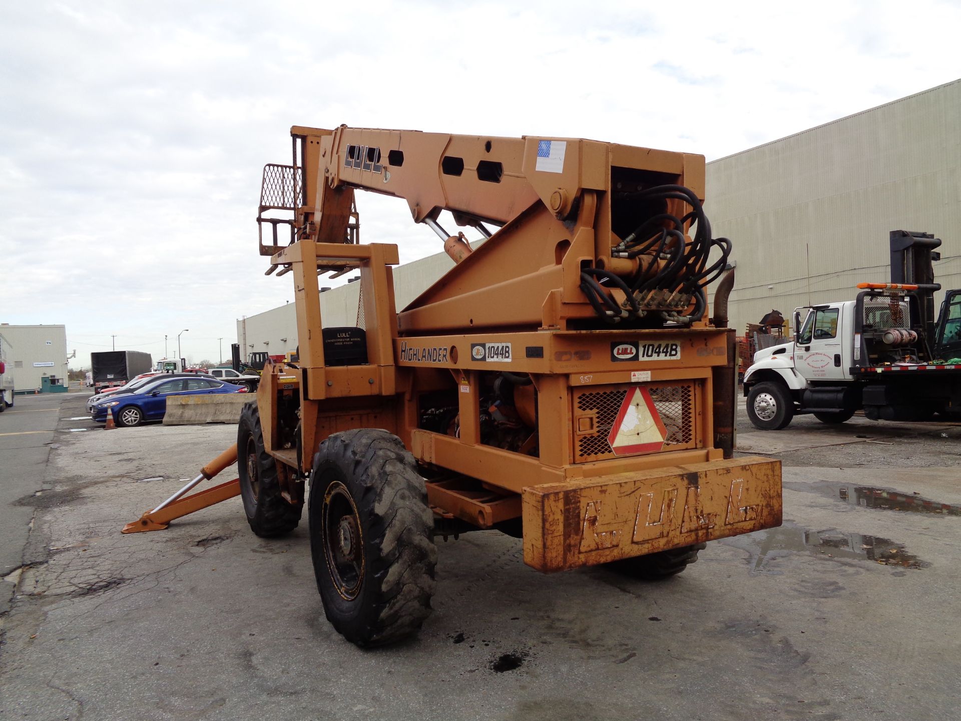 Highlander Lull 1044B Telescopic Forklift - 10,000 lbs - Image 27 of 33