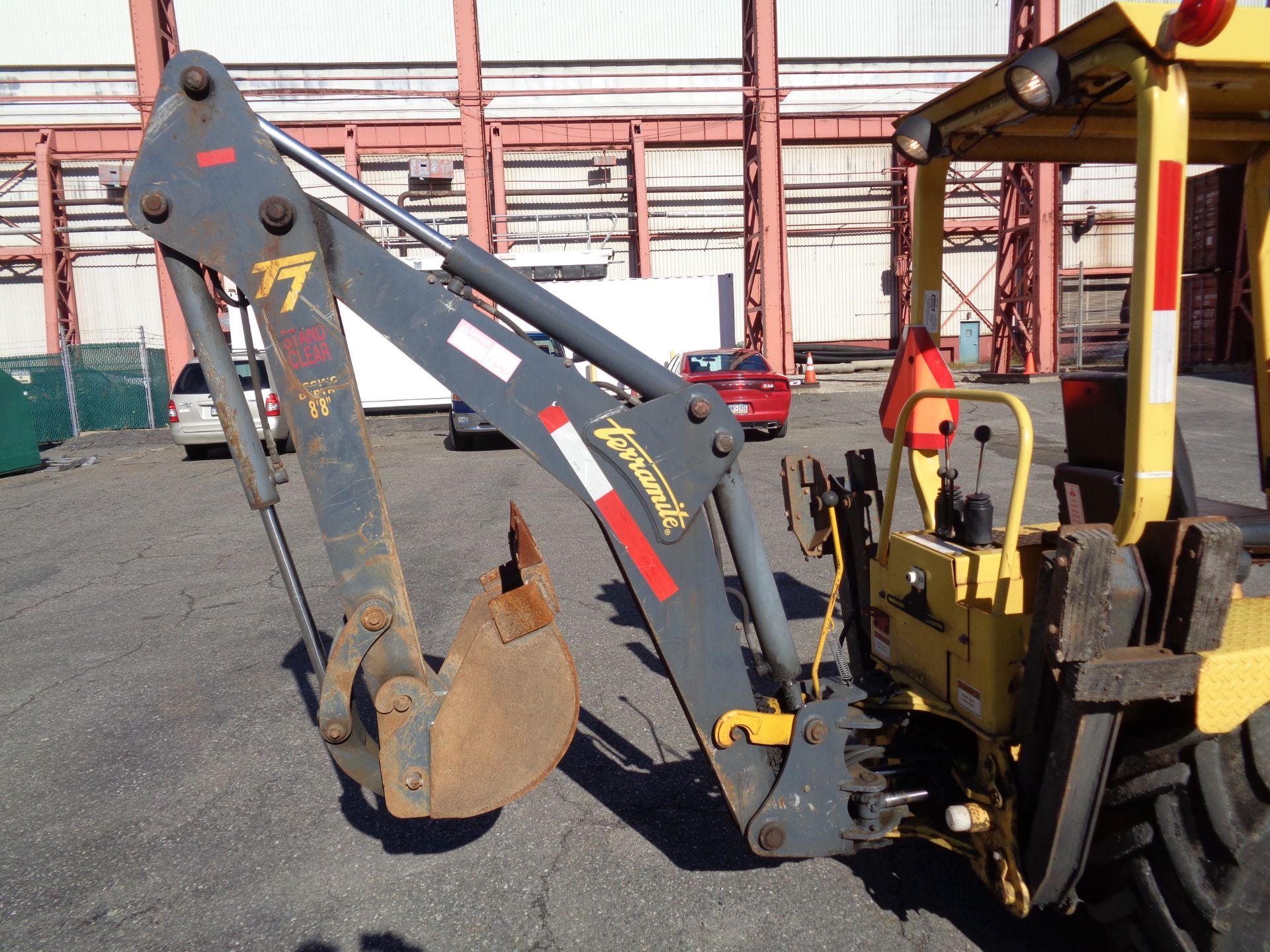 2011 TERRAMITE T-7 Diesel Backhoe - Image 5 of 10