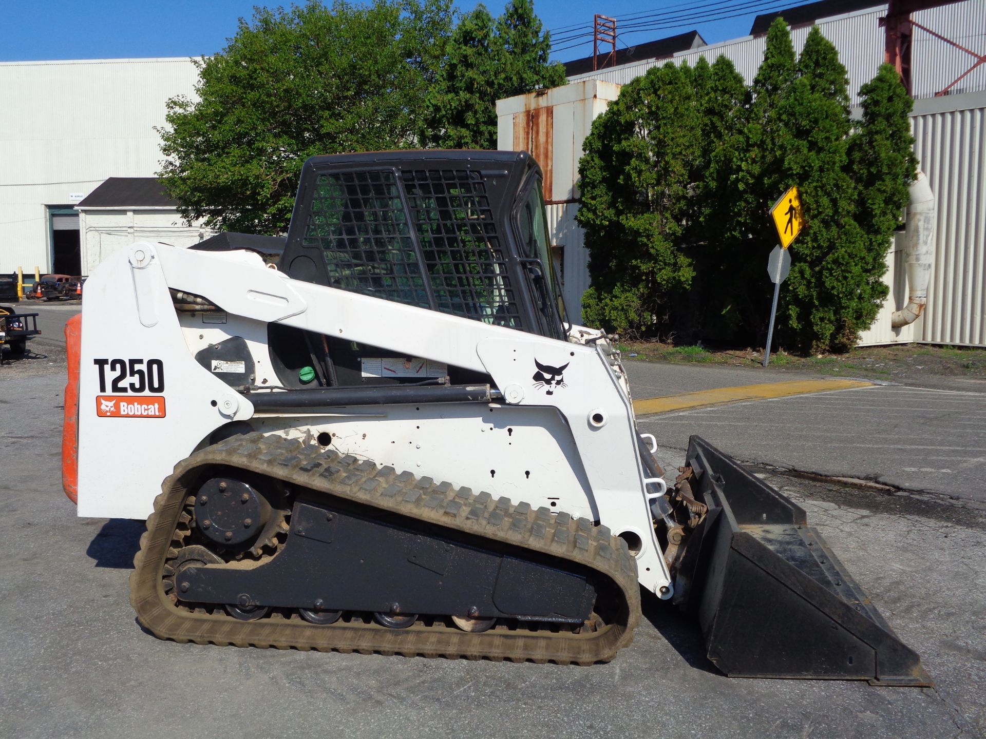 Bobcat T250 Track Skid Steer - Enclosed Cab