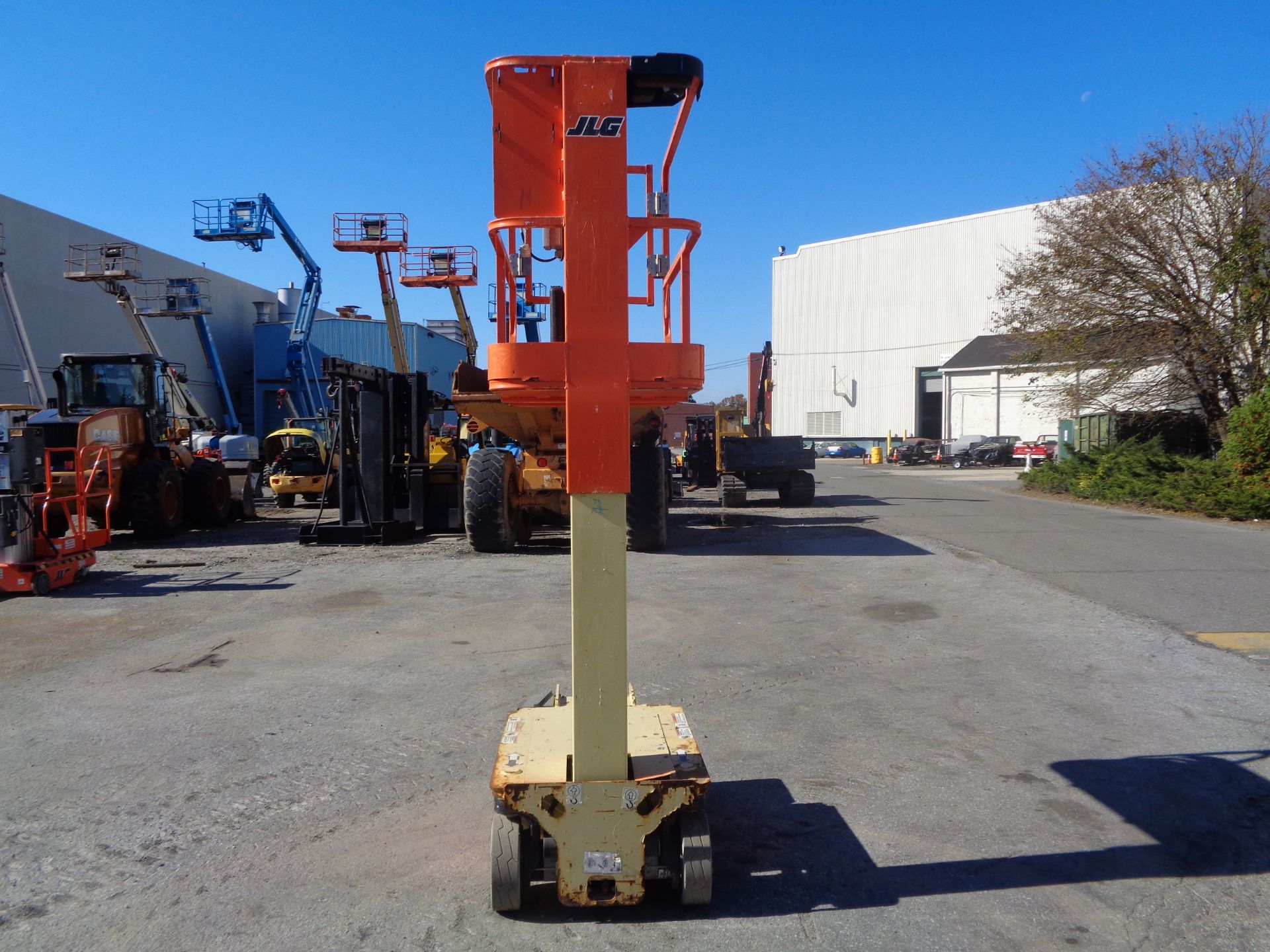 JLG 1230ES 500LB -Electric Personal Boom Scissor Man Aerial Lift - 12ft Height - Image 22 of 29