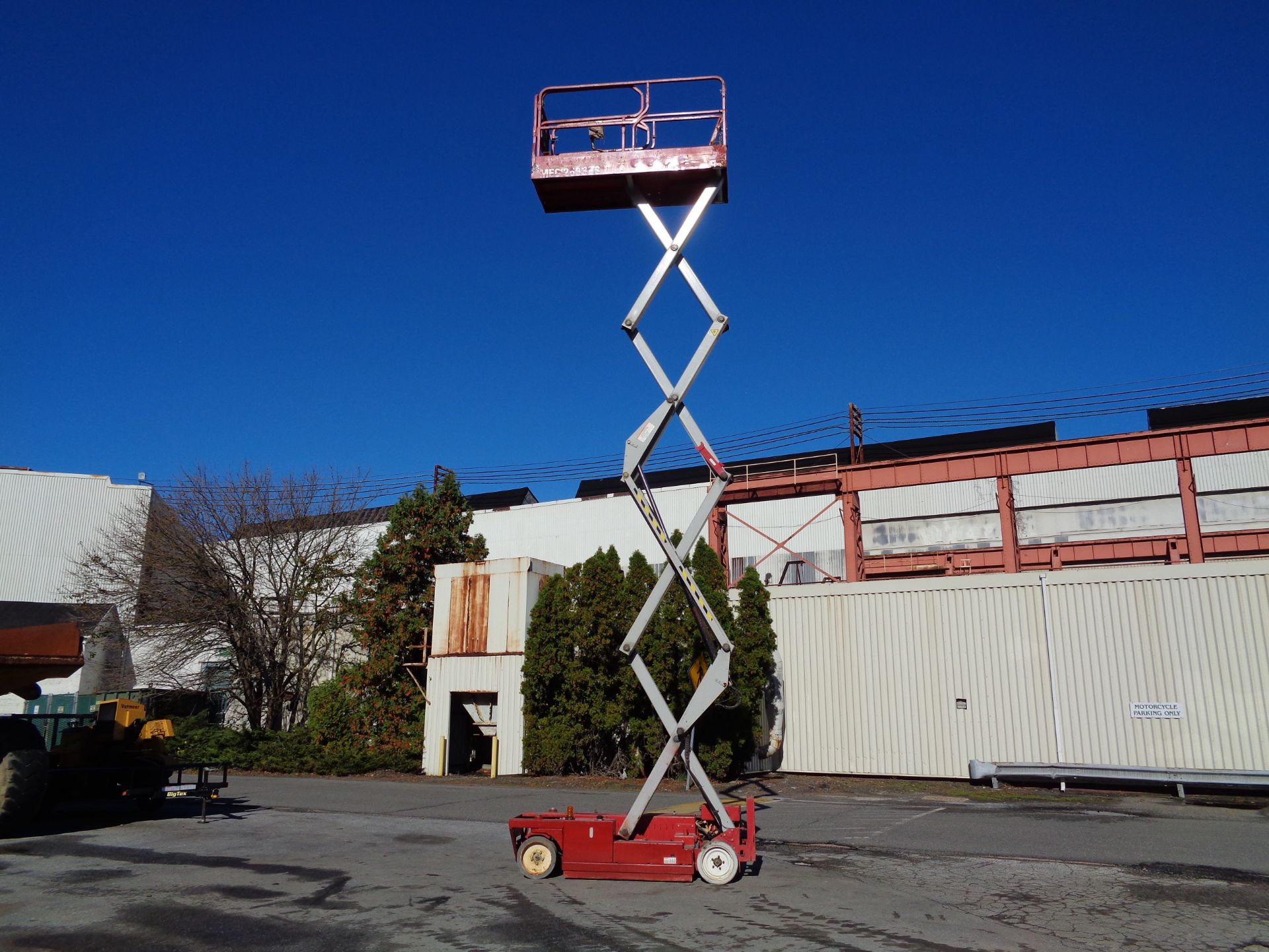 MEC 2633ES Electric Scissor Lift - Image 5 of 28