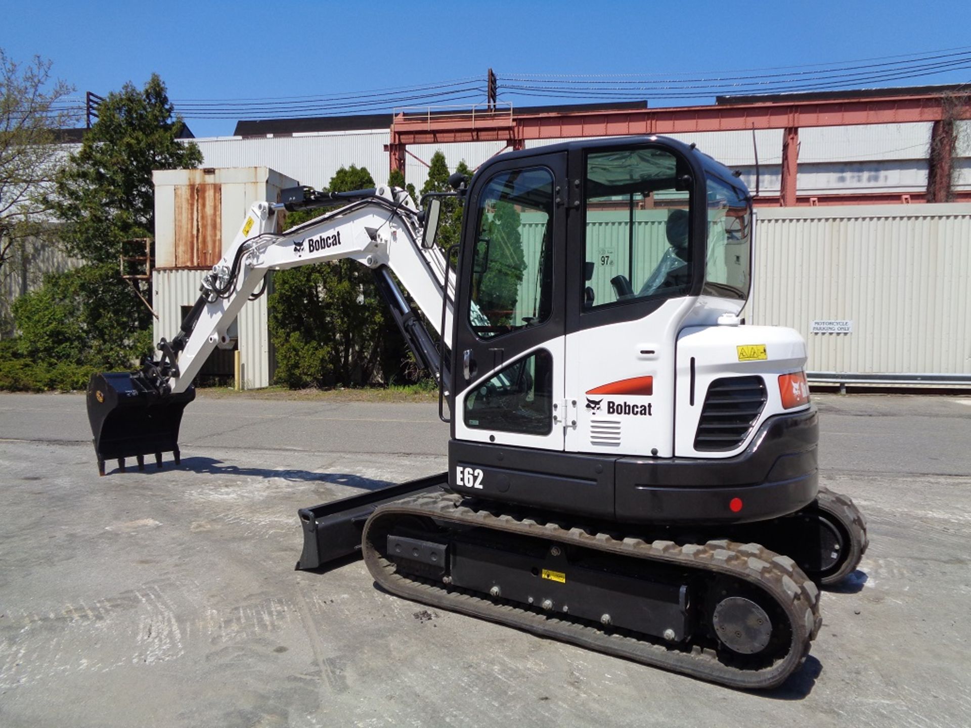 NEW 2017 Bobcat E62 Midi Excavator Loader Cab - AC - Quick Coupler - Dozer Blade - Image 6 of 17