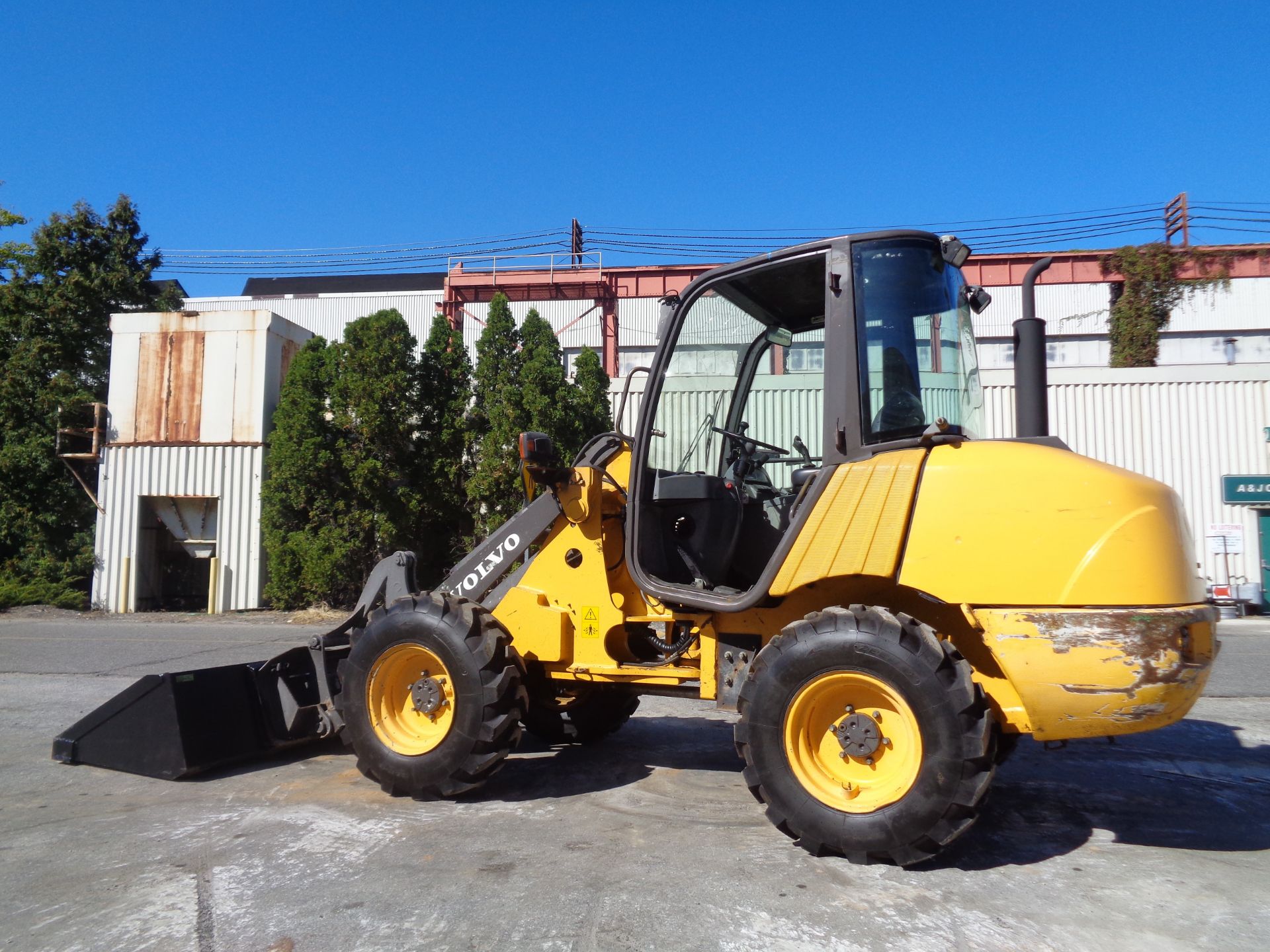 Volvo L25B-P Wheel Loader - 4x4 - Diesel - Image 11 of 12