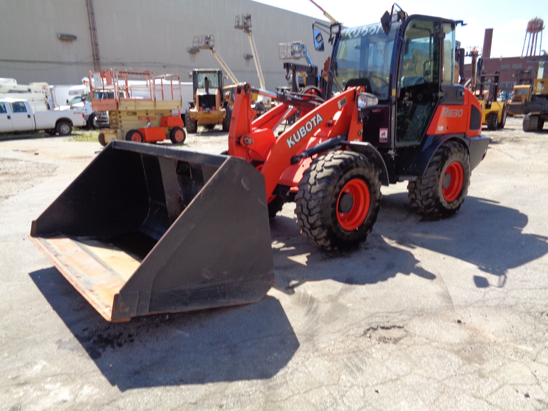 2016 Kubota R630 Wheel Loader - Enclosed Cab - Low Hours - Image 3 of 10