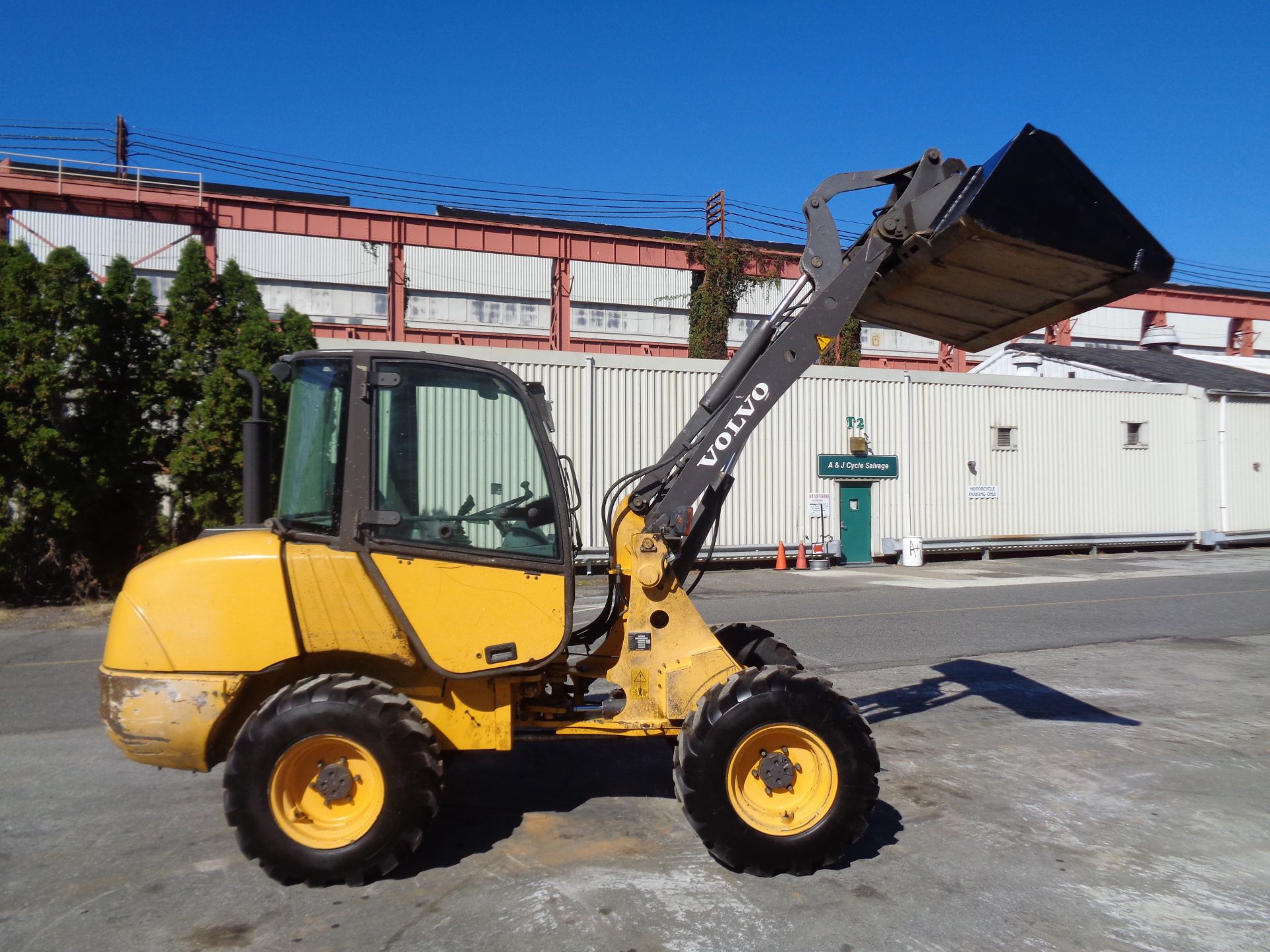 Volvo L25B-P Wheel Loader - 4x4 - Diesel - Image 5 of 12