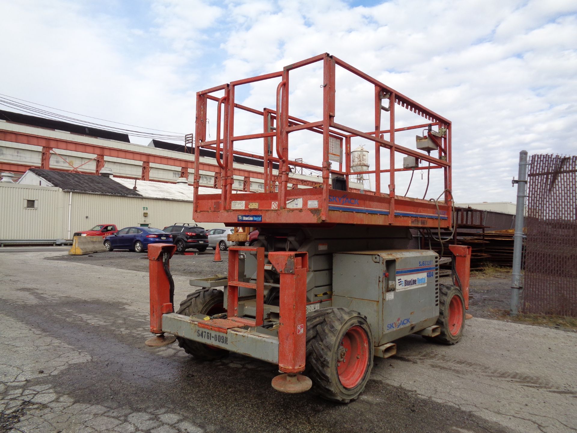 2011 Skyjack SJ 6832RT 4x4 Scissor Lift - 32Ft Height - Image 4 of 6