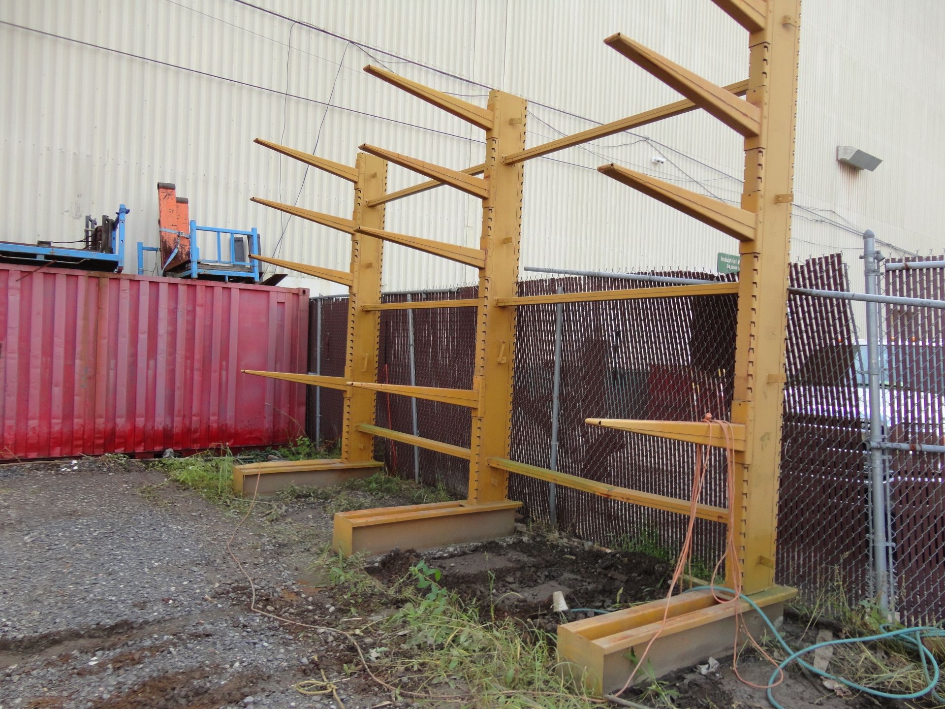 Set of Cantilever Racks - Image 6 of 6