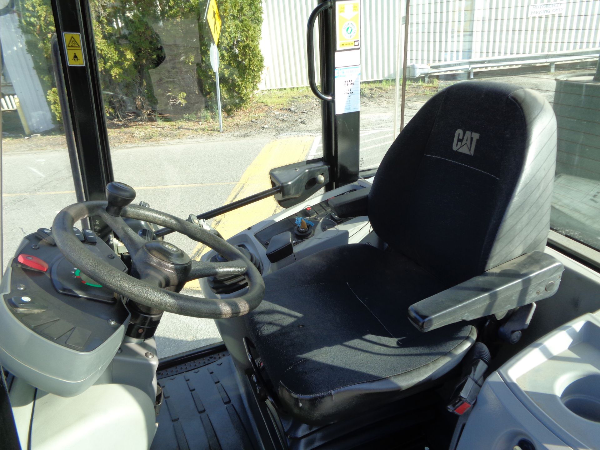 2014 Caterpillar 908H2 Wheel Loader - Includes Bucket & Forks - Image 17 of 24