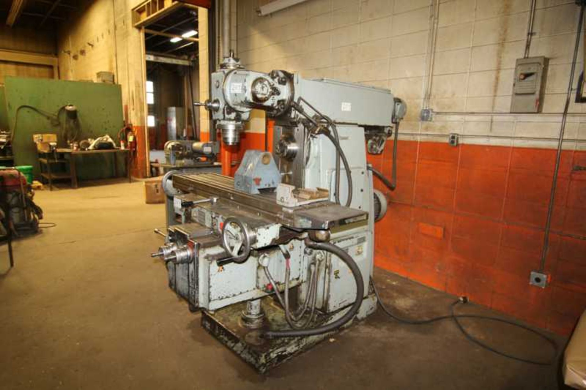 STANKO MOD 6R82SH UNIVERSAL MILLING MACHINE 12IN X 60IN TABLE, S/N 8 - Image 2 of 2