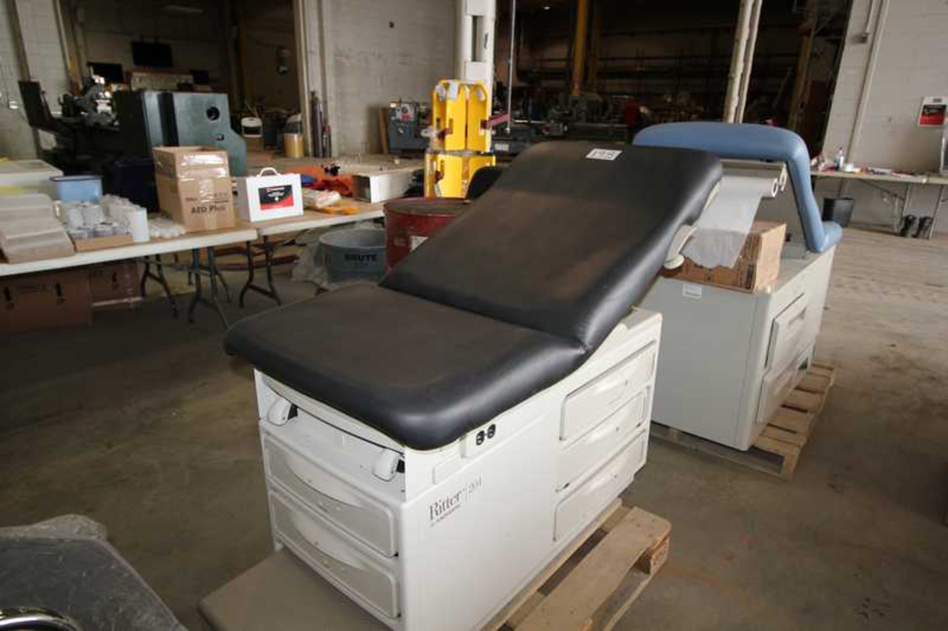 RITTER 204 MEDICAL EXAM TABLE, NEW